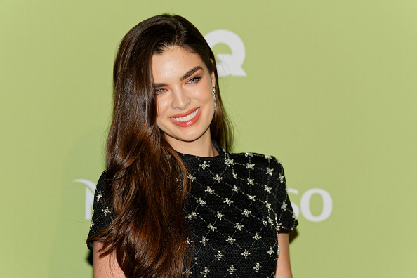 Nadia Ferreira asistió a la fiesta Nespresso x GQ 2025 durante la 78ª edición del Festival de Cine de Cannes, realizada en La Plage Nespresso el 18 de mayo de 2025 en Cannes, Francia | Fuente: Getty Images