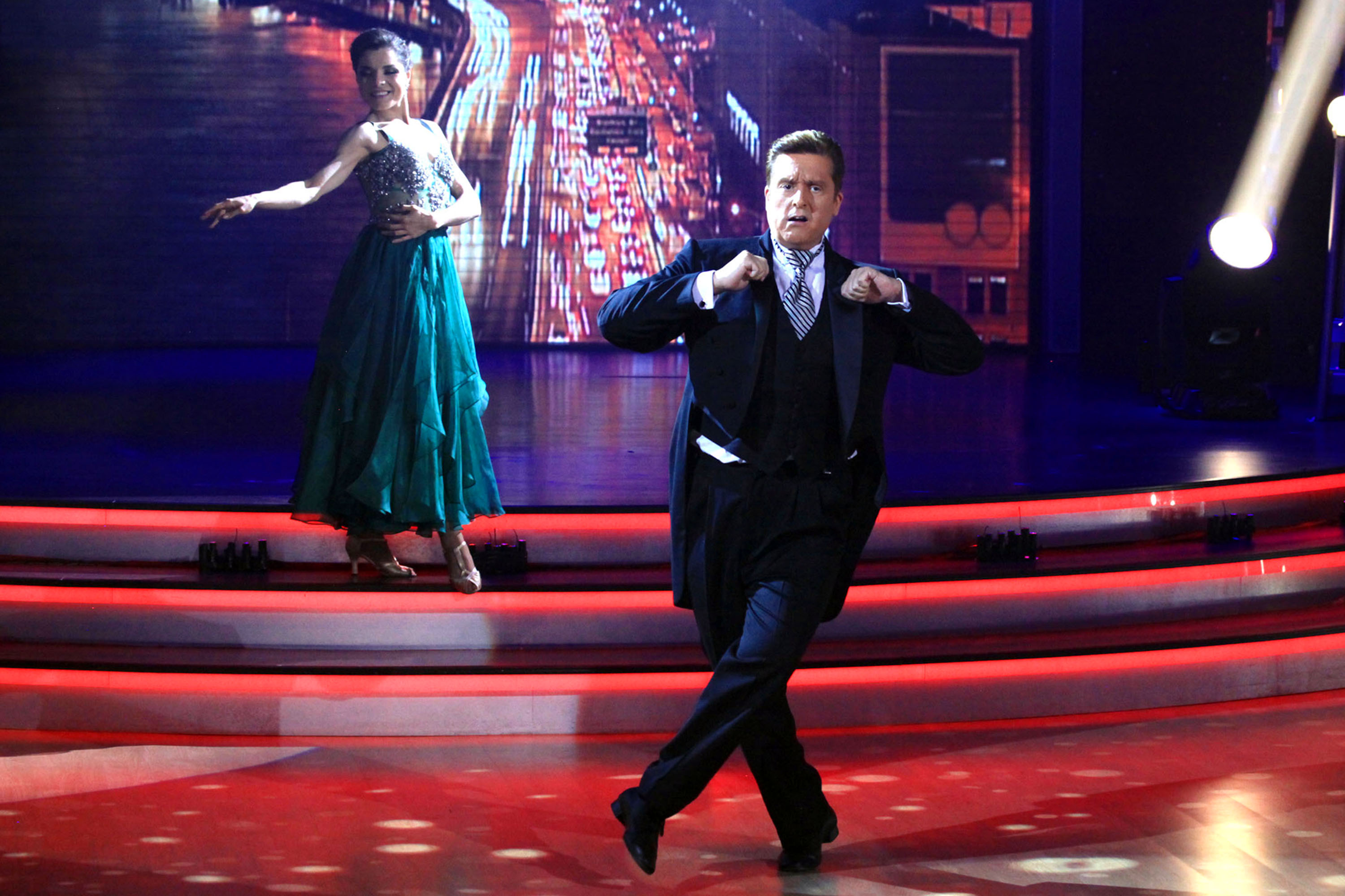 Daniel Bisogno se presenta en el programa de Tv "México Baila" en Azteca Novelas el 22 de junio de 2013 en la Ciudad de México, México. | Fuente: Getty Images