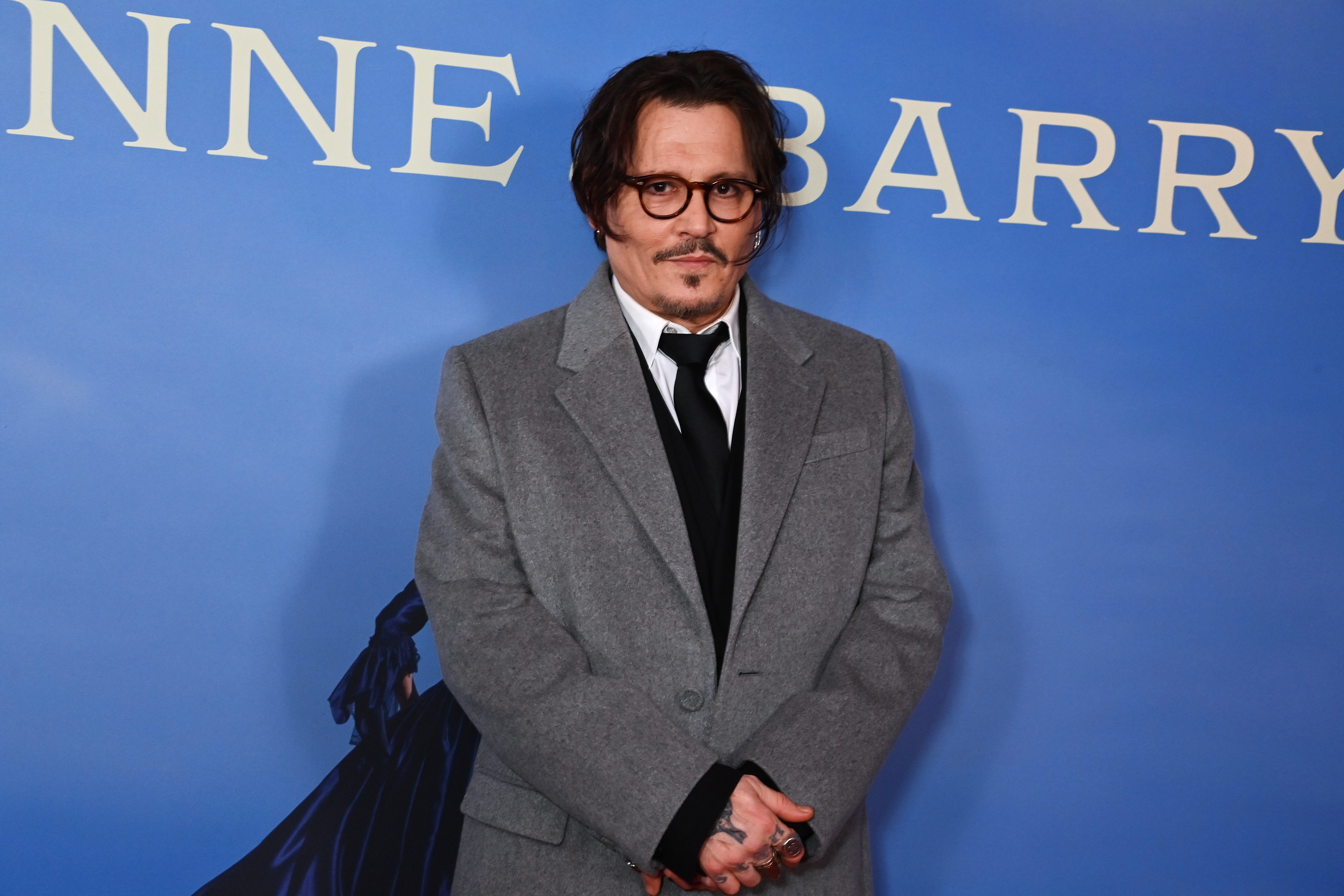 Johnny Depp asiste al estreno en el Reino Unido de "Jeanne Du Barry", 2024 | Fuente: Getty Images