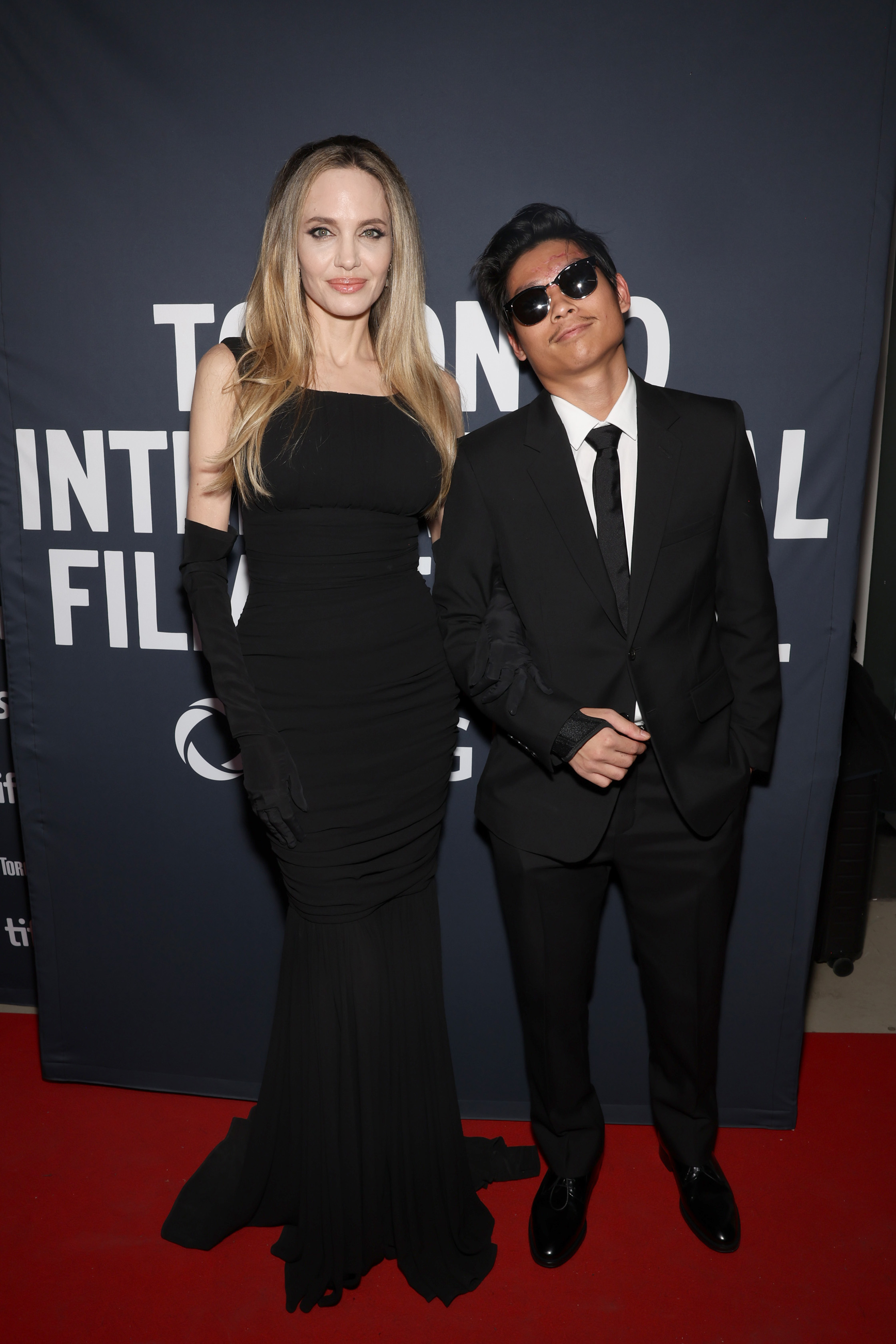 Angelina Jolie y Pax Jolie-Pitt asisten al estreno de "Without Blood" durante el Festival Internacional de Cine de Toronto 2024, el 8 de septiembre de 2024 | Fuente: Getty Images