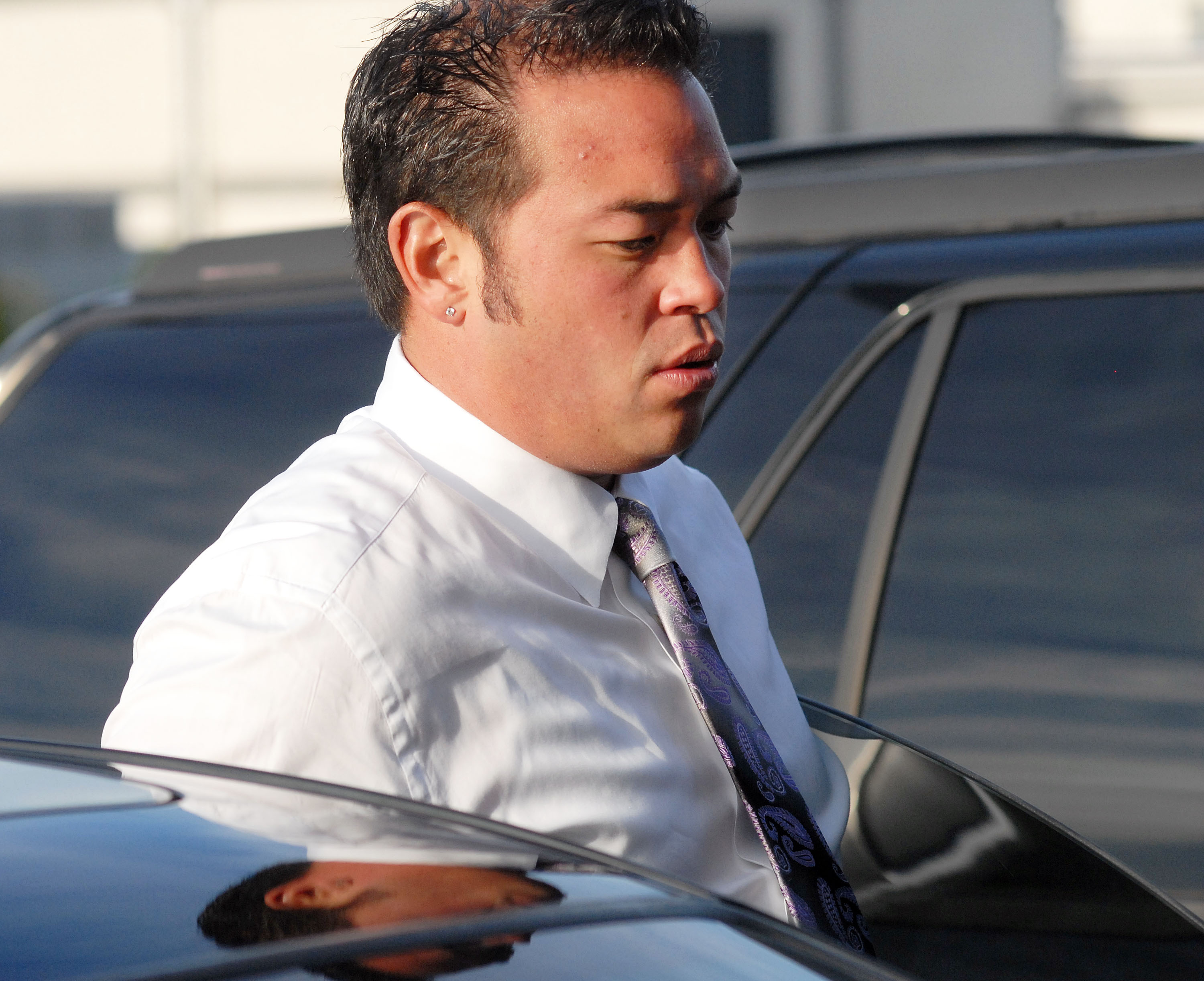 Jon Gosselin saliendo del juzgado del condado de Montgomery en Norristown, Pensilvania, el 26 de octubre de 2009 | Fuente: Getty Images