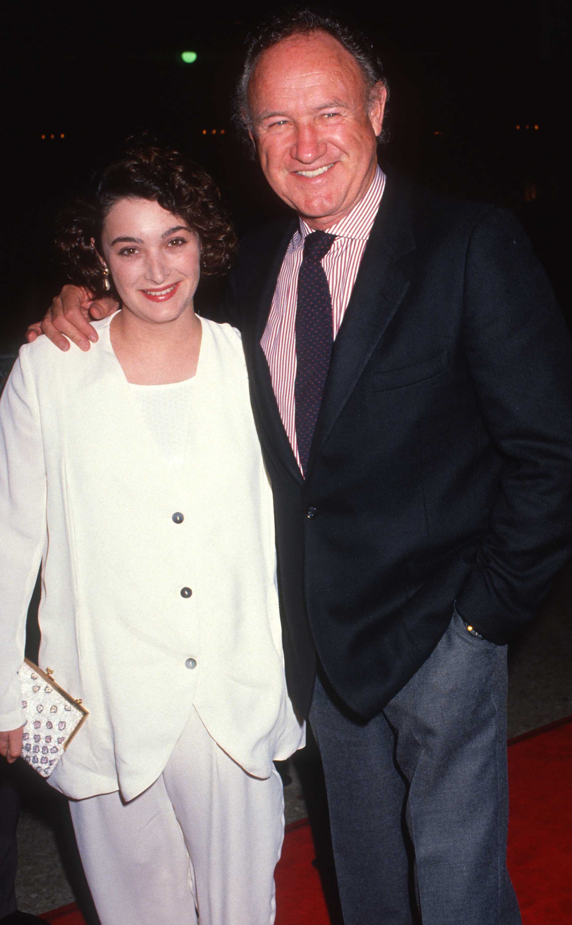 Leslie y Gene Hackman asisten a la proyección de "Class Action" en Century City, California | Fuente: Getty Images