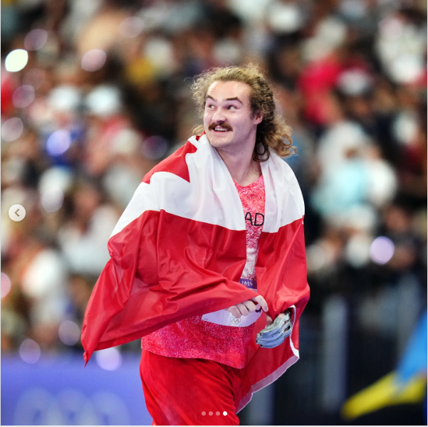 Foto del Campeón Olímpico Ethan Katzberg publicada el 5 de agosto de 2024 | Fuente: Instagram/ethankatzberg