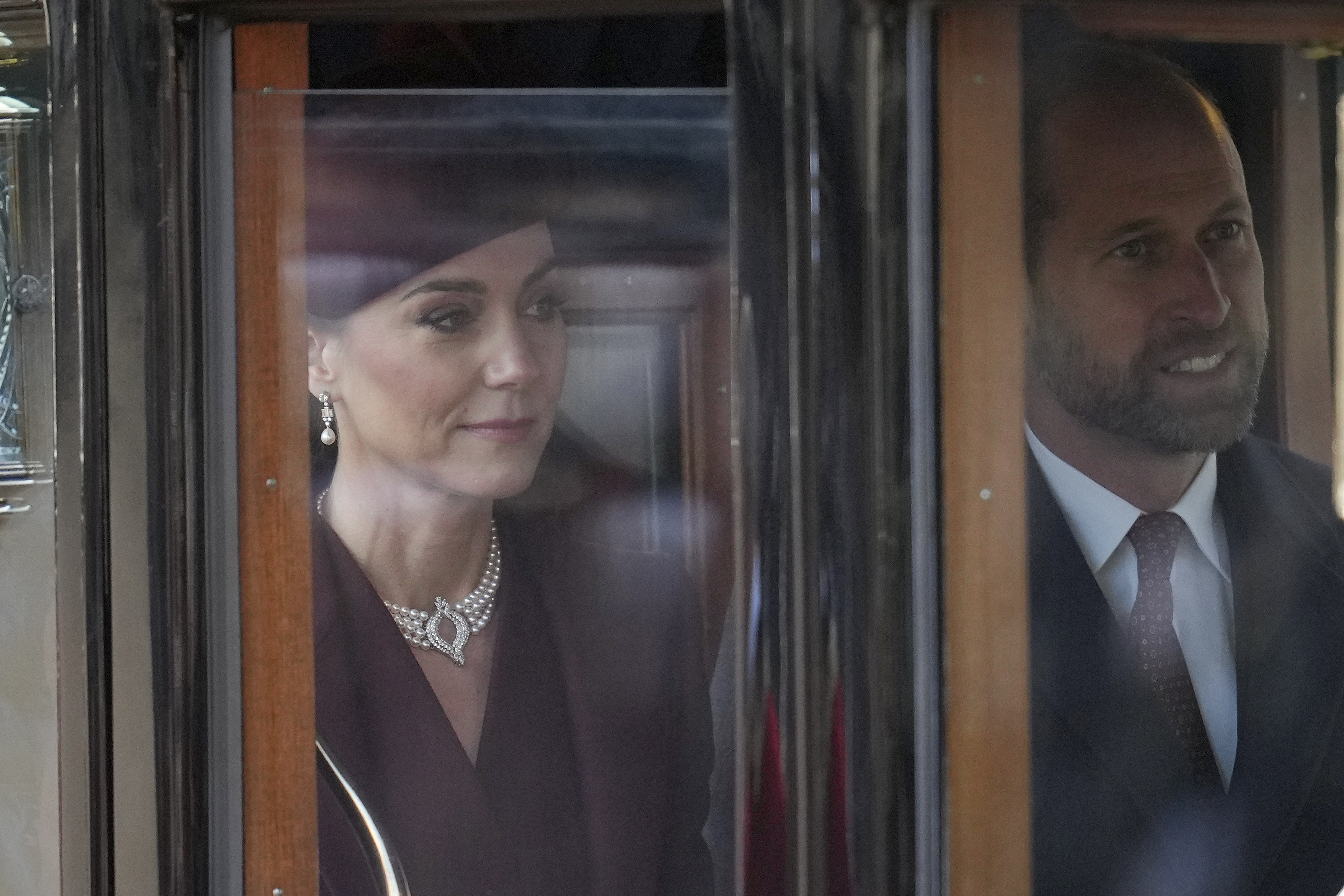 El Príncipe William y la Princesa Catherine, durante el primer día de la visita del Emir del Estado de Qatar al Reino Unido, el 03 de diciembre de 2024, en Londres, Inglaterra. | Fuente: Getty Images