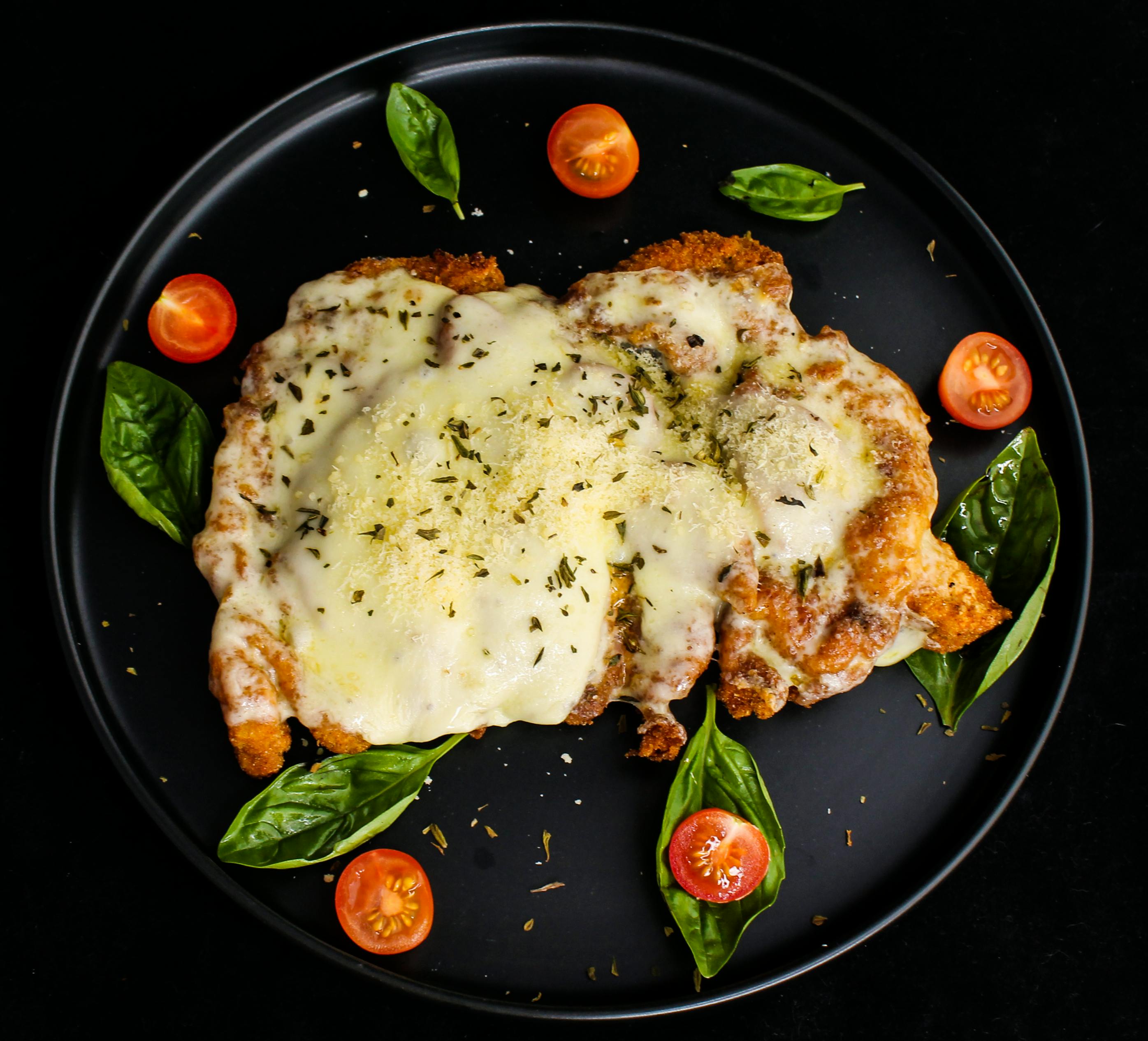Pollo a la parmesana | Fuente: Pexels