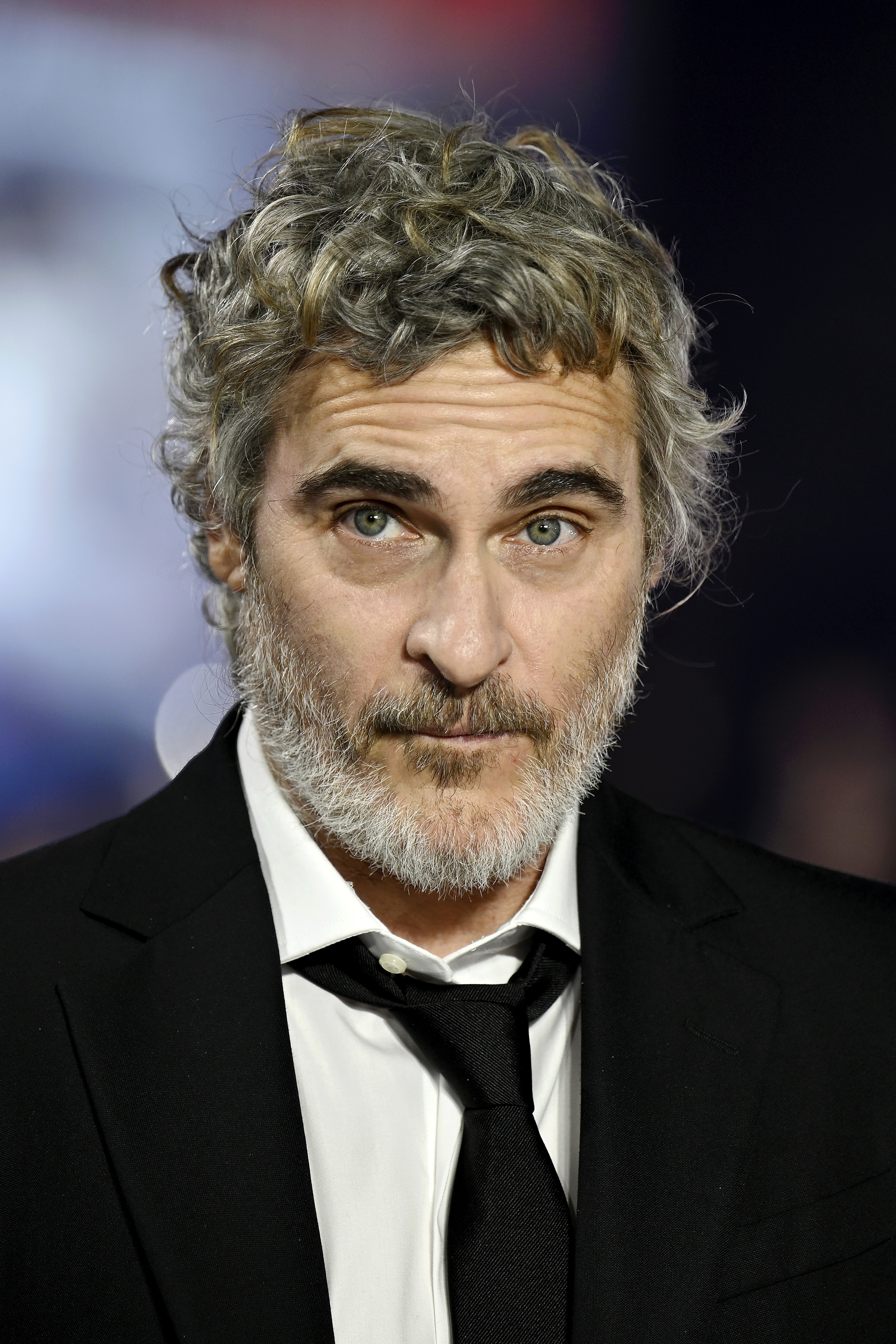 Joaquin Phoenix asiste al estreno en el Reino Unido de "Napoleón", 2023 | Fuente: Getty Images