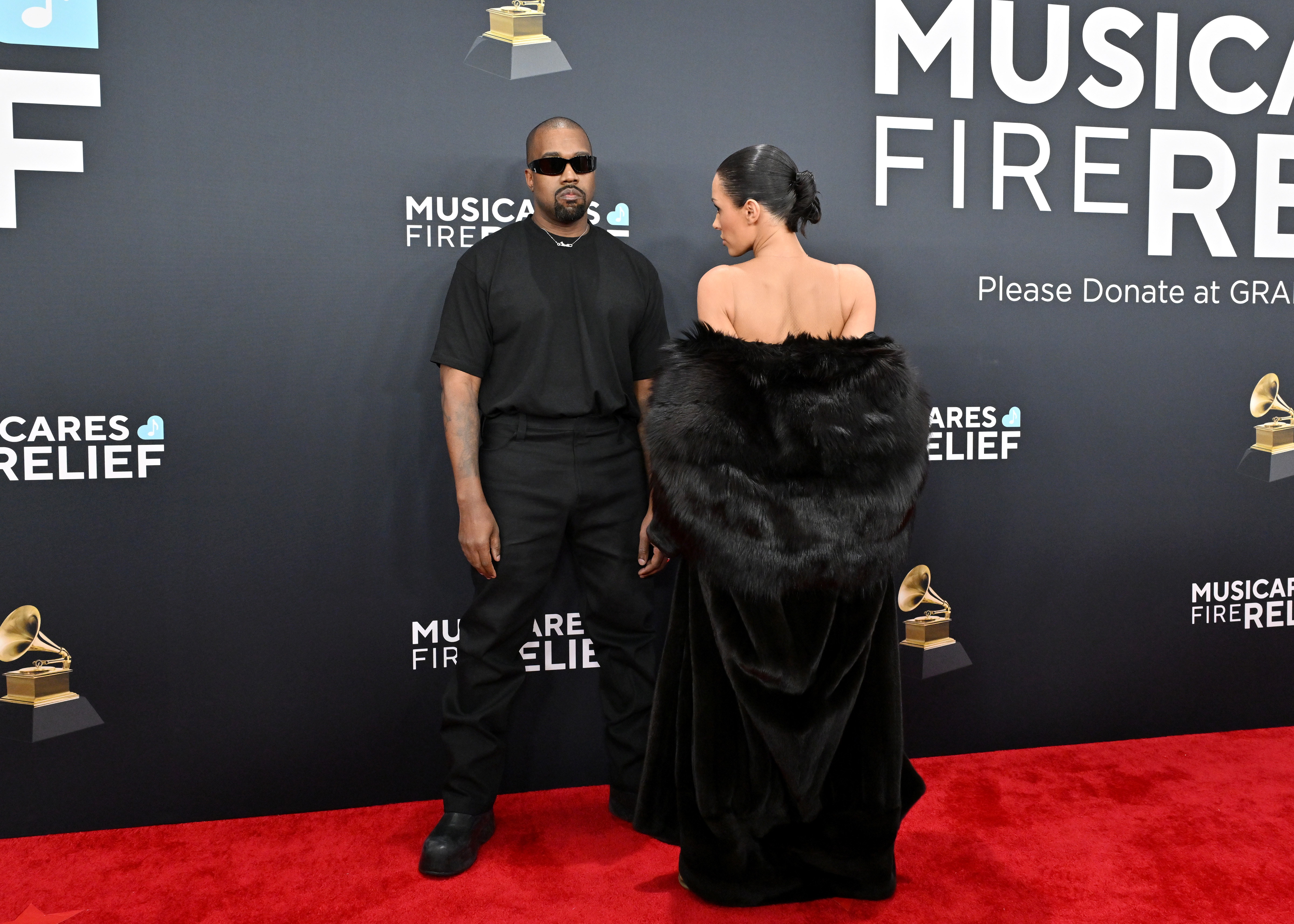 Kanye West y Bianca Censori en la 67ª edición de los Premios Grammy en Los Ángeles, California, el 2 de febrero de 2025. | Fuente: Getty Images