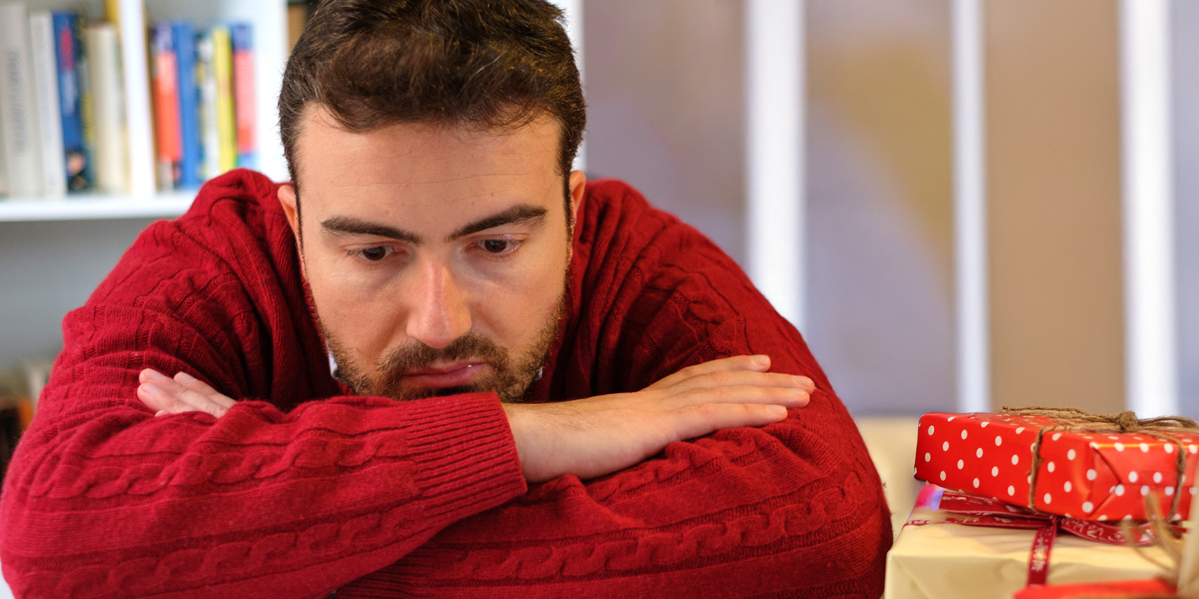 Un hombre triste | Fuente: Shutterstock