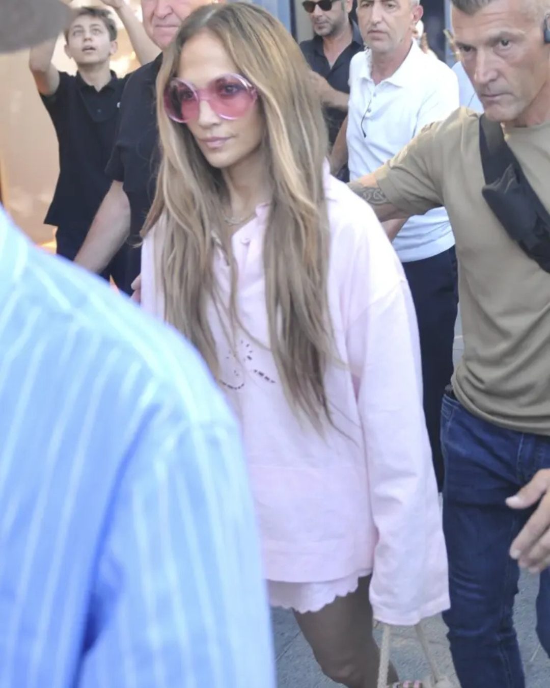 Jennifer Lopez es vista en el Parque Istinye el 4 de agosto de 2025, en Estambul, Turquía. | Fuente: Instagram/pagesix