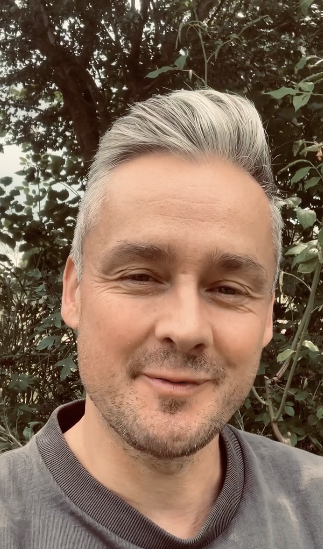 El famoso cantante en un post fechado el 4 de agosto de 2023. | Fuente: Instagram/tomchaplin