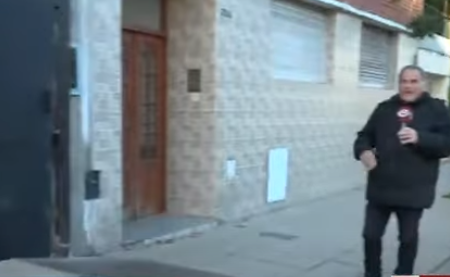 Obreros encuentra osamenta en casa donde vivió Gustavo Cerati. | Fuente: YouTube/Crónica TV.