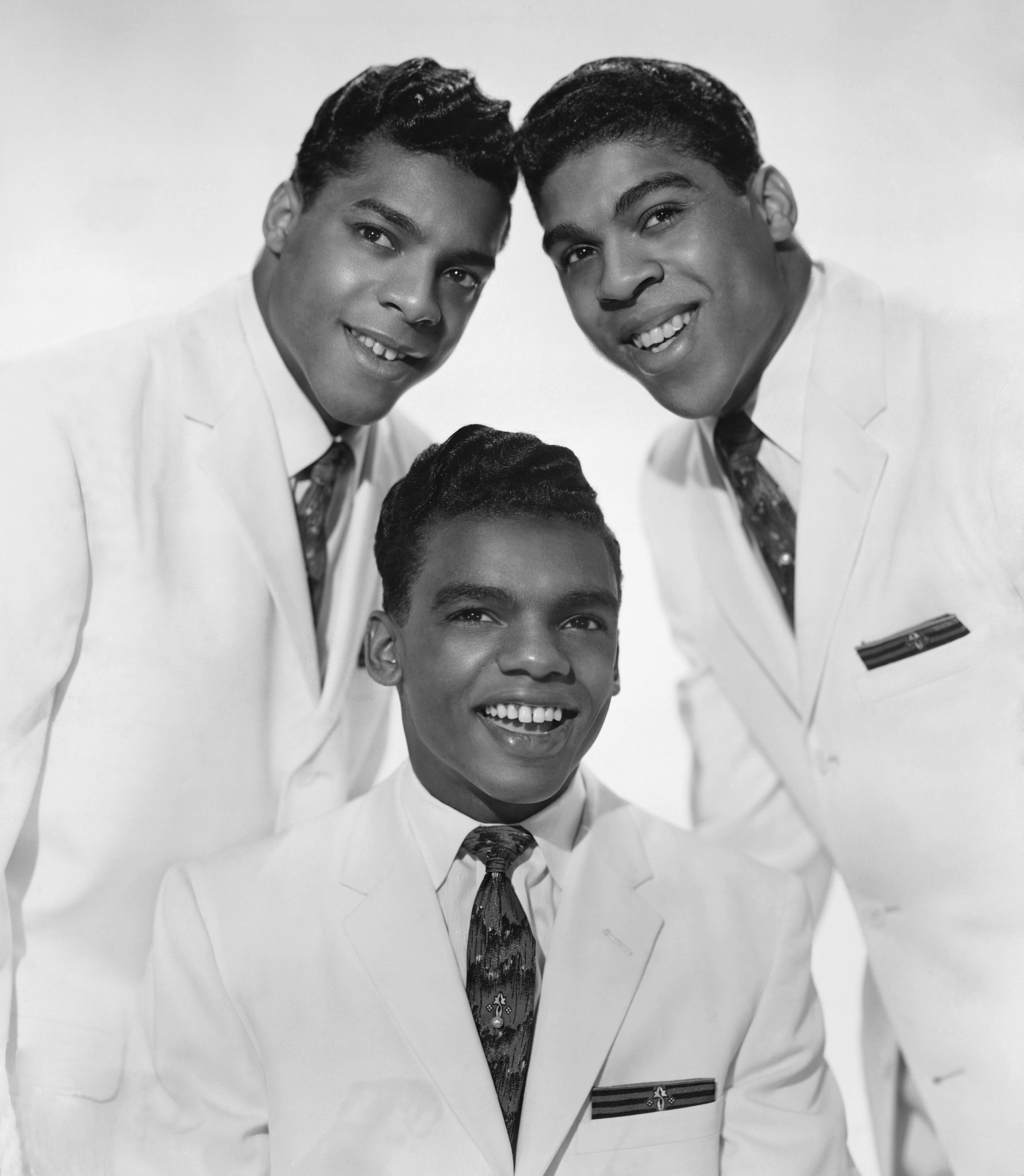 Los Isley Brothers posan para un retrato en Nueva York en 1962 | Foto: Getty Images