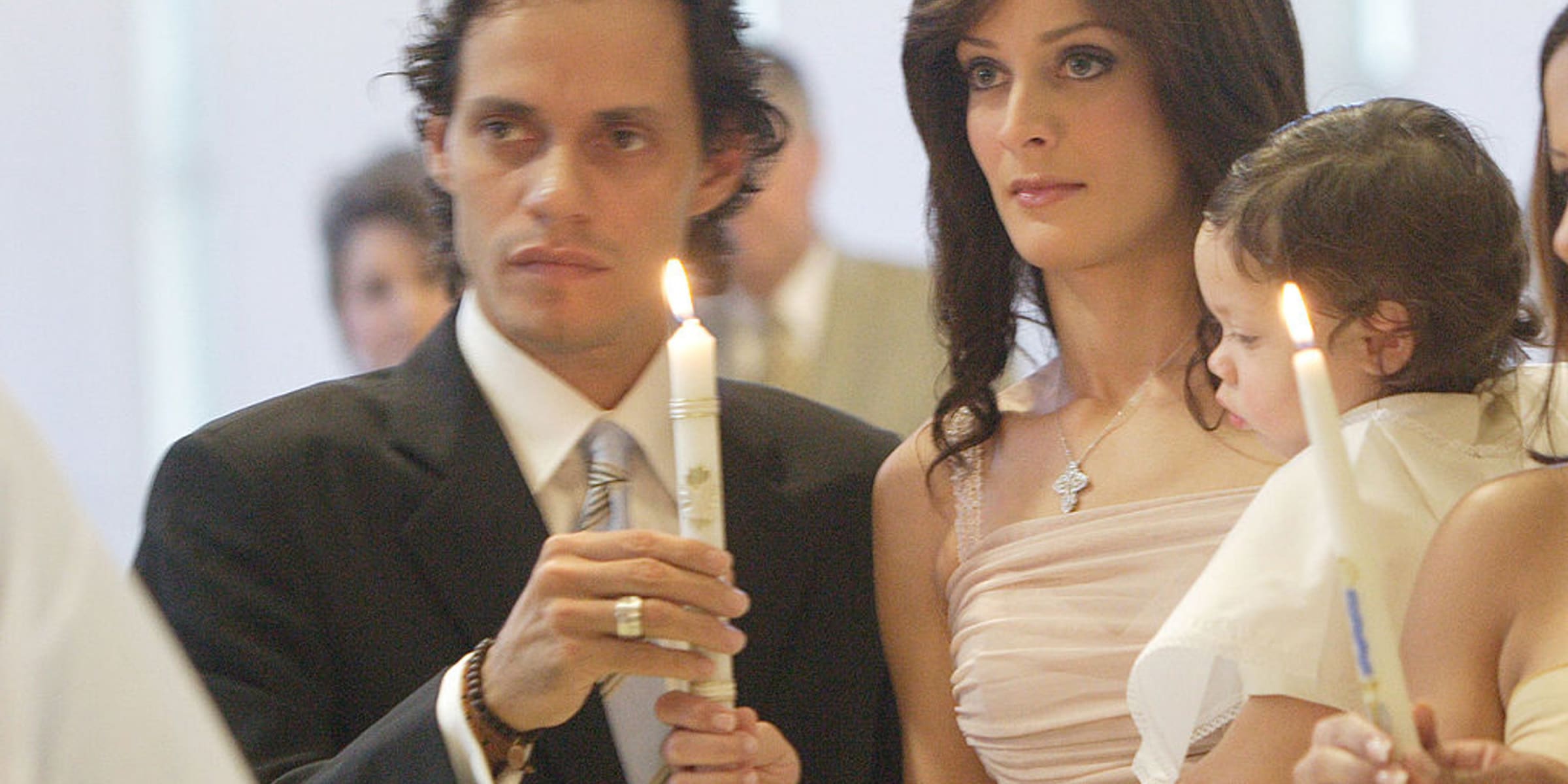 Marc Anthony junto a Dayanara Torres y su hijo | Foto: Getty Images
