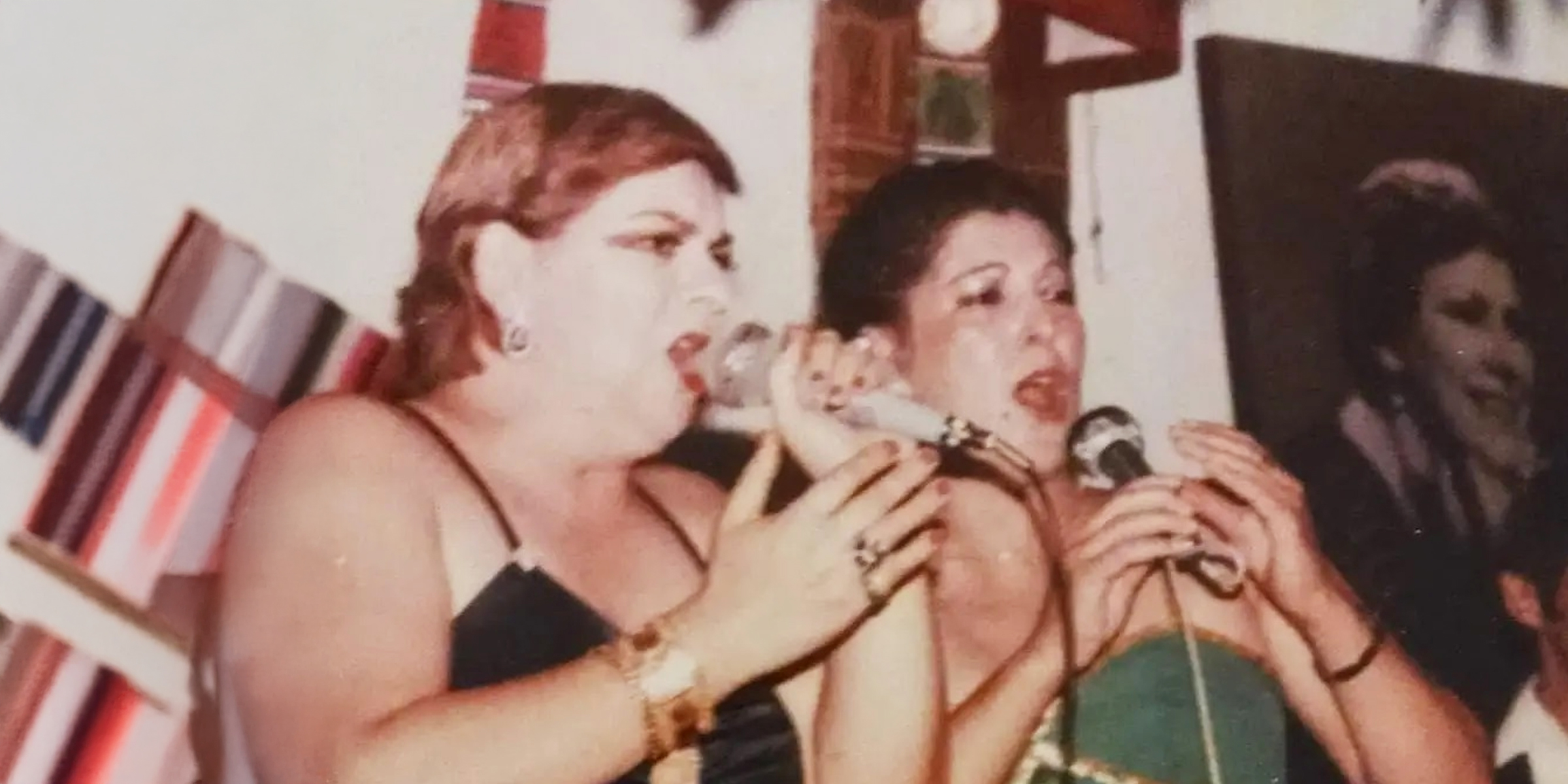 Paquita la del Barrio y su hermana Viola Viveros | Fuente: Instagram/violadorantes