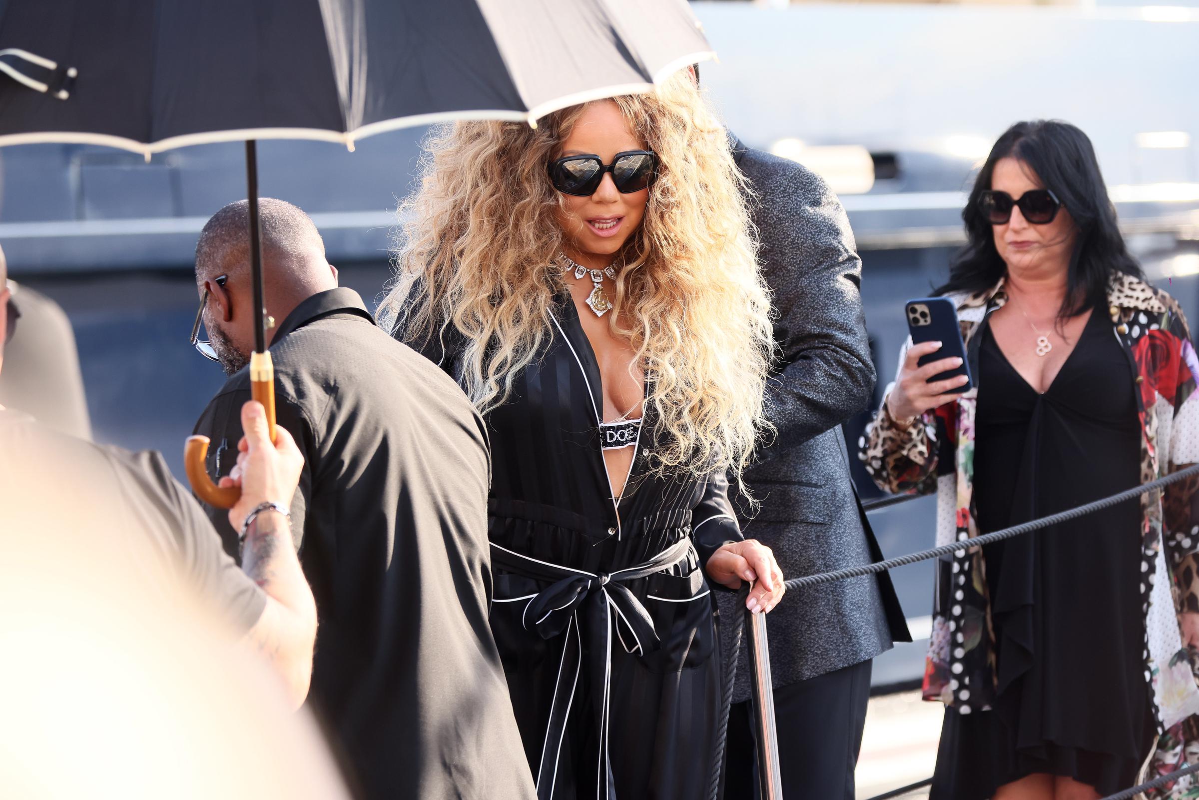 Mariah Carey es vista en Ortigia el 09 de julio de 2022, en Siracusa, Italia. | Fuente: Getty Images