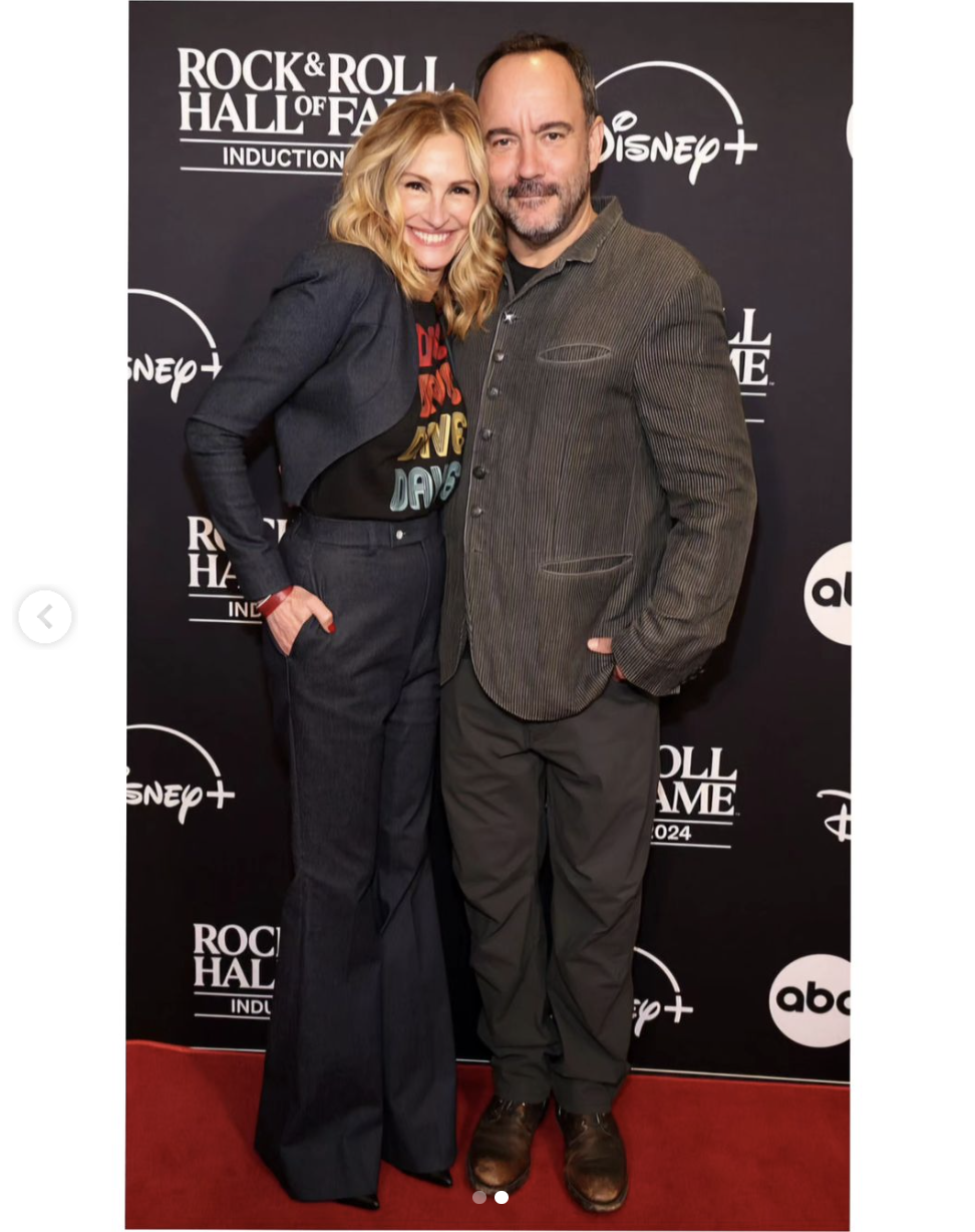 Julia Roberts y Dave Matthews en la Ceremonia de Inducción al Salón de la Fama del Rock and Roll de 2024, publicada el 20 de octubre de 2024 | Fuente: Instagram.com/wolkmorais