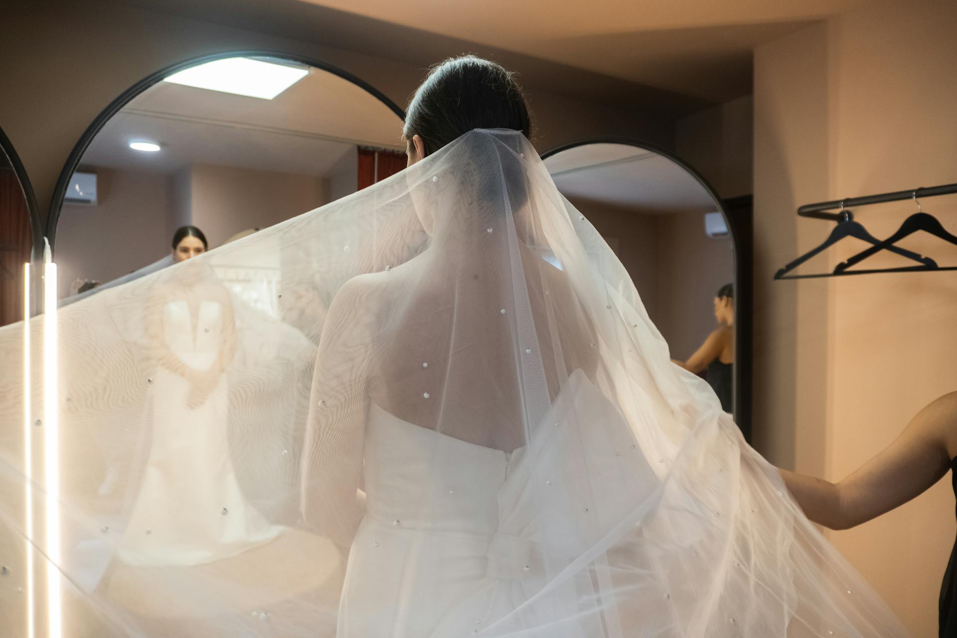 Una novia en su suite | Fuente: Pexels