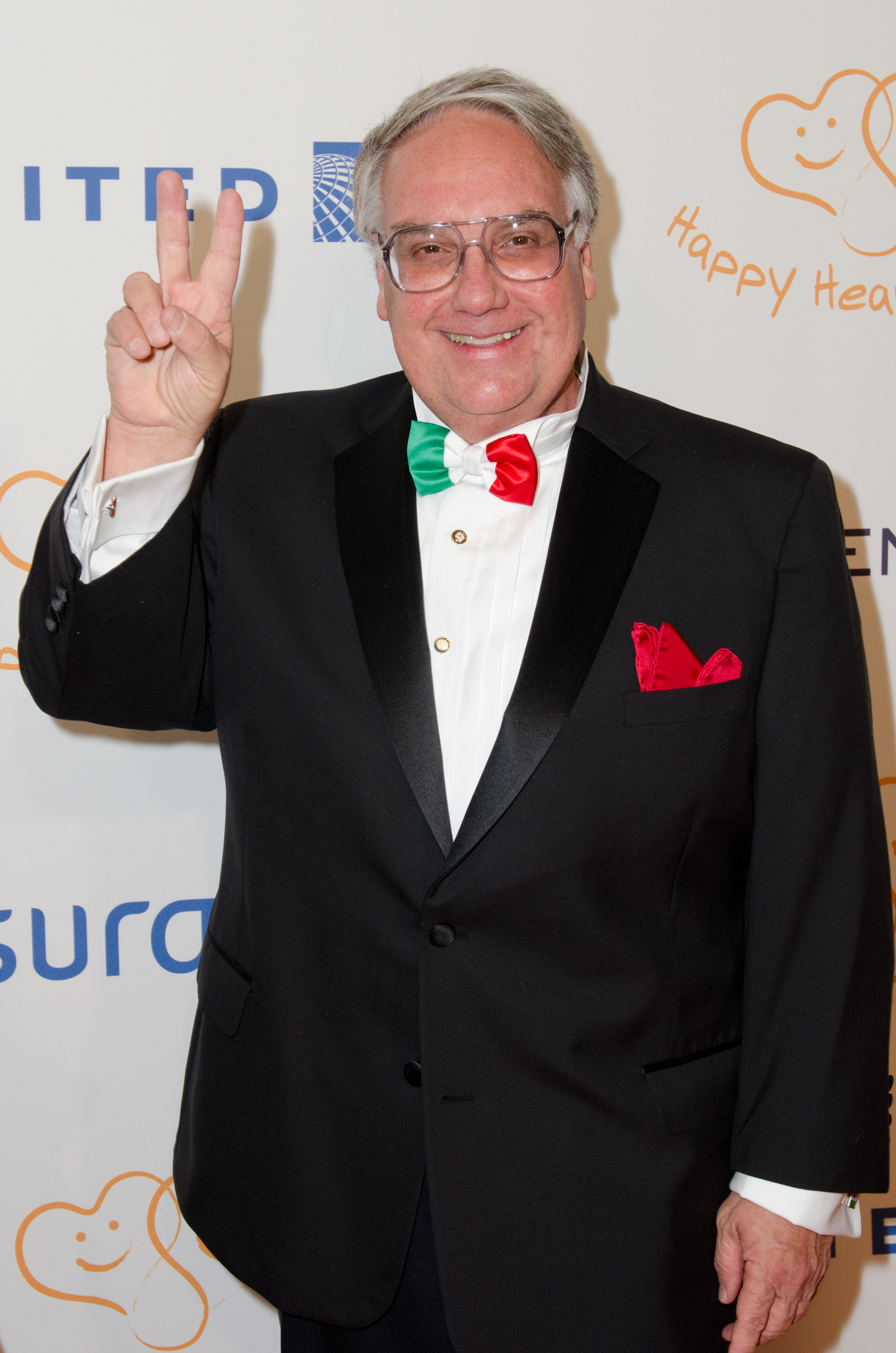 Howard Buffet asiste a la Gala Happy Hearts Fund, Land Of Dreams: Mexico Gala en Nueva York, el 11 de diciembre de 2012. | Fuente: Getty Images