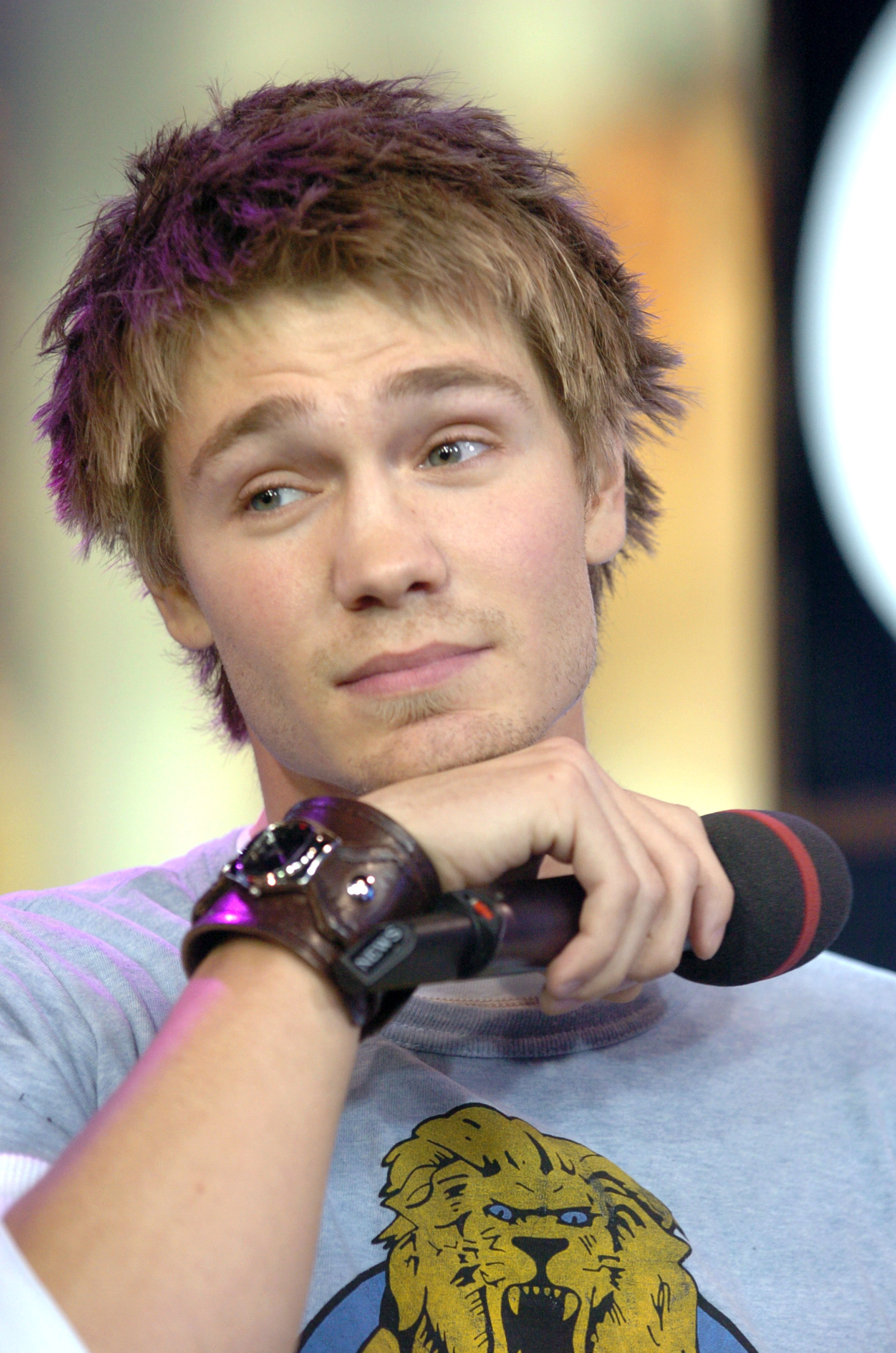 Chad Michael Murray durante la Spankin' New Breakout Stars Week en el programa "TRL" de MTV el 16 de enero de 2004, en Nueva York | Fuente: Getty Images