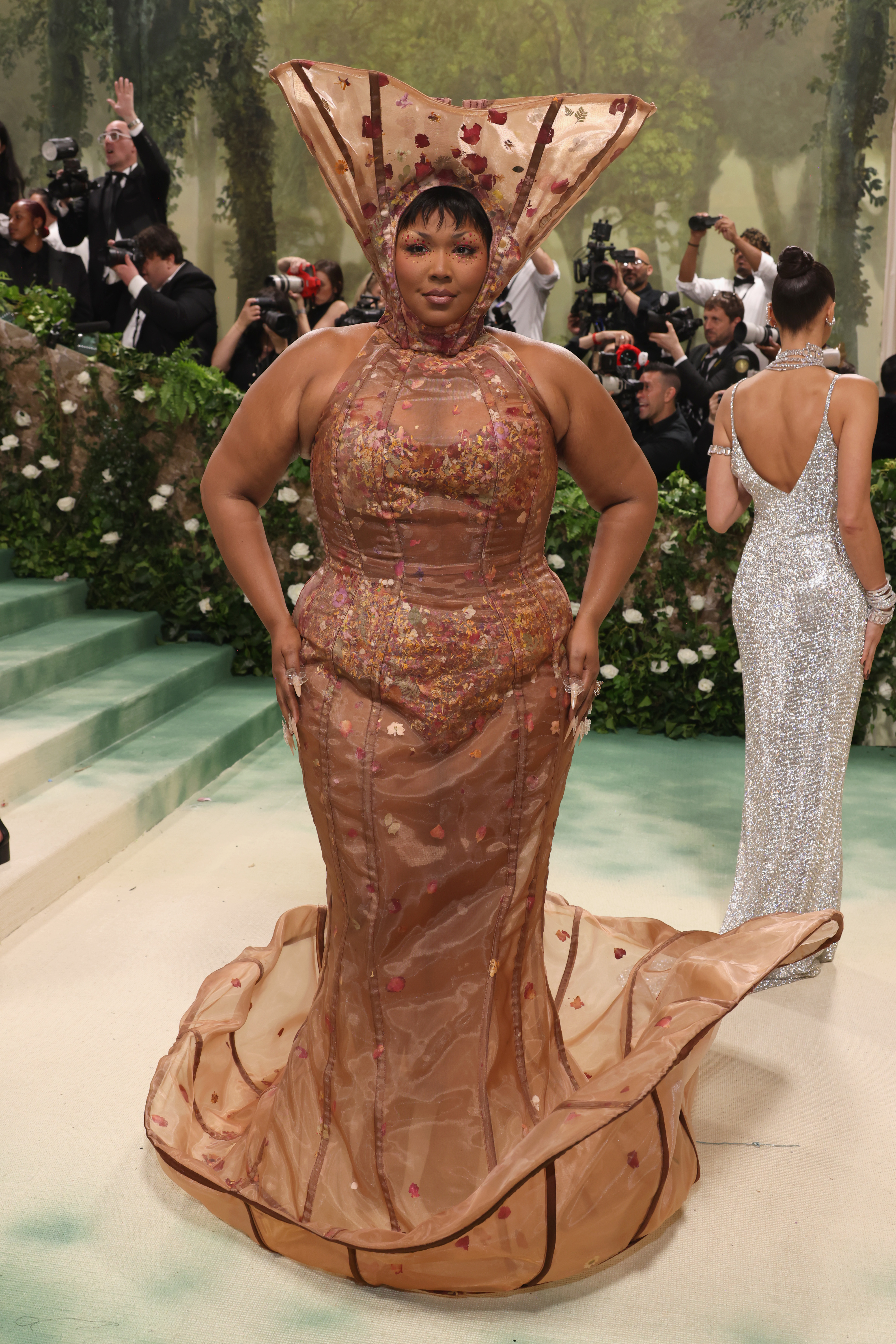 Lizzo asiste a la Met Gala en celebración de "Sleeping Beauties: Reawakening Fashion" el 6 de mayo de 2024 en Nueva York. | Fuente: Getty Images