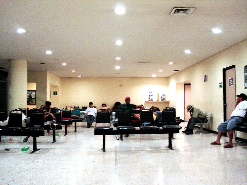 Sala de espera de un hospital. | Imagen: Flickr