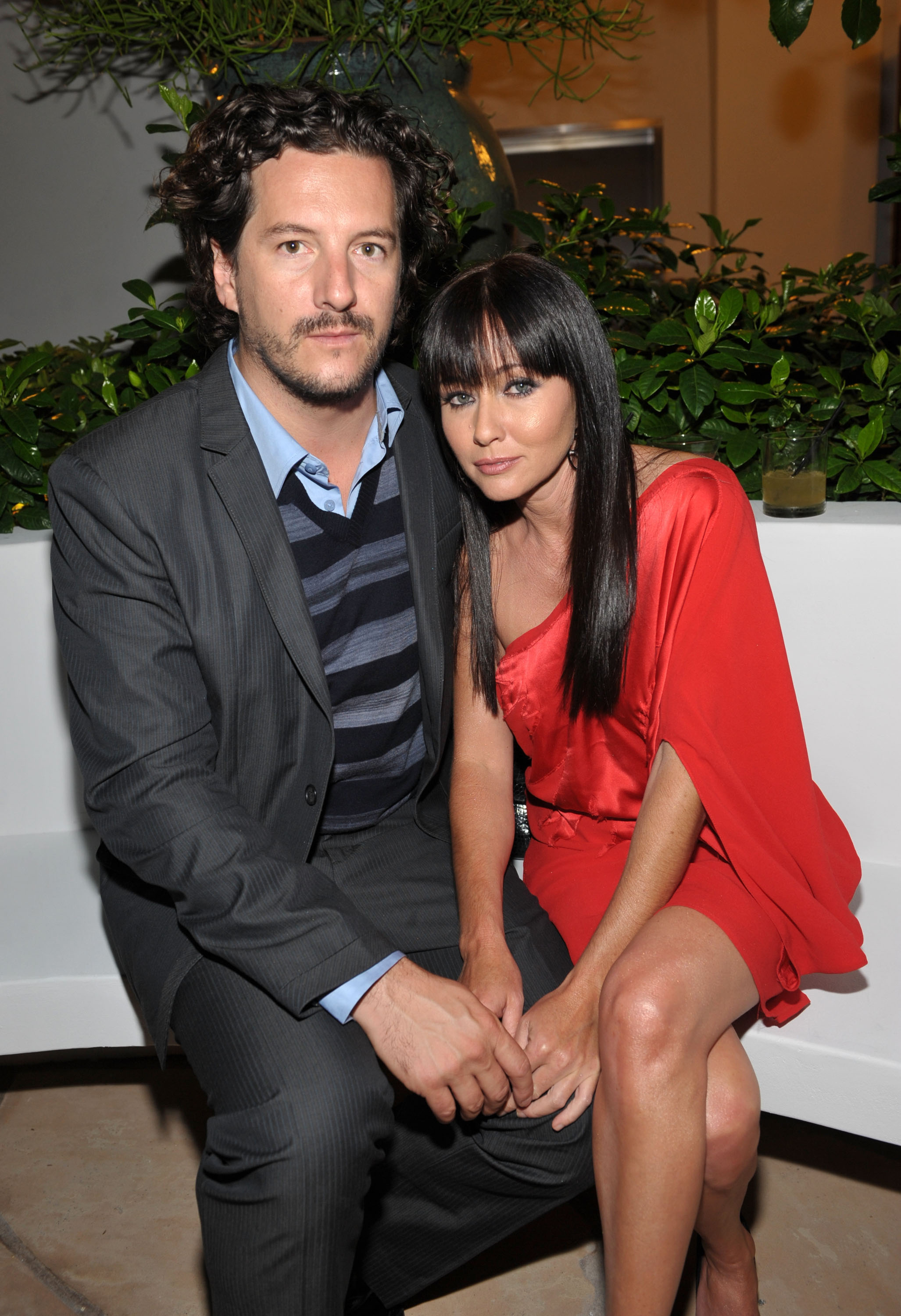 Kurt Iswarienko y Shannen Doherty en la fiesta Entertainment Weekly and Women in Film pre-Emmy Party en West Hollywood, California, el 17 de septiembre de 2009 | Fuente: Getty Images