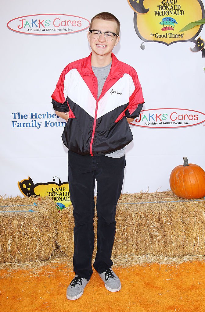 El actor llega al Campamento Ronald McDonald para el "20.º Carnaval Anual de Halloween" de Good Times, celebrado en el Backlot de Universal Studios el 21 de octubre de 2012 | Fuente: Getty Images