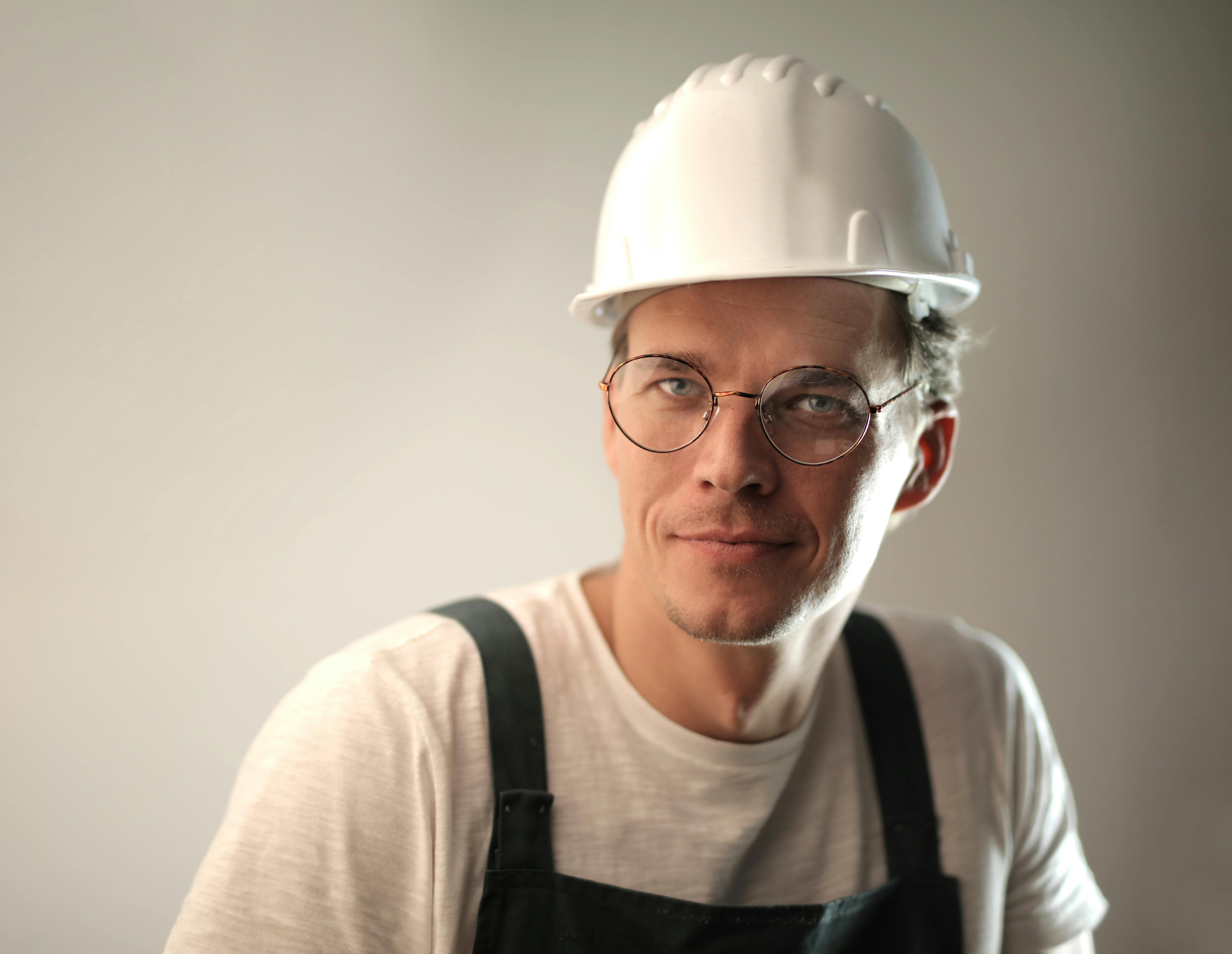 Un trabajador de la construcción | Fuente: Pexels