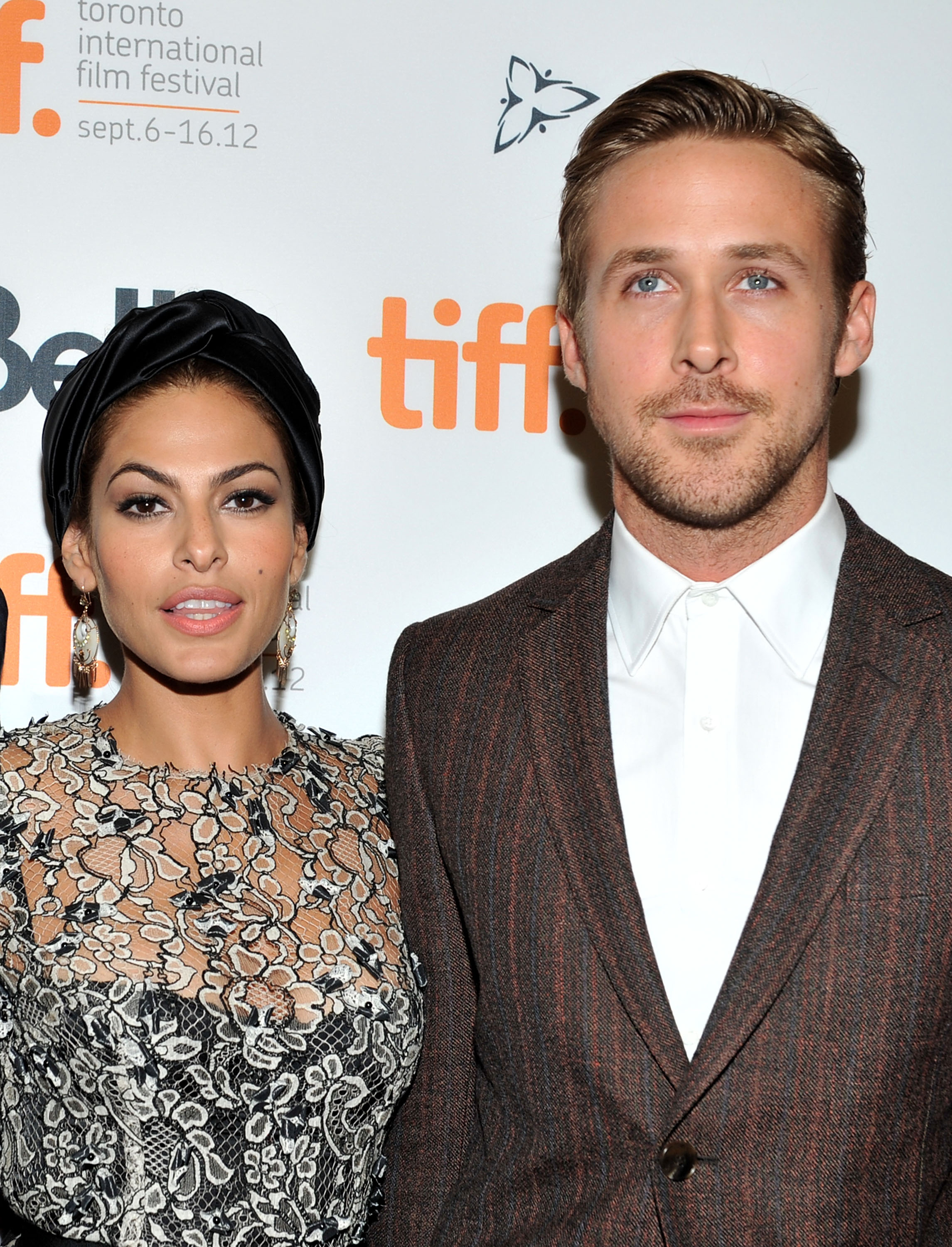 Eva Mendes y Ryan Gosling en el estreno de "The Place Beyond The Pines" en Toronto en 2012 | Fuente: Getty Images