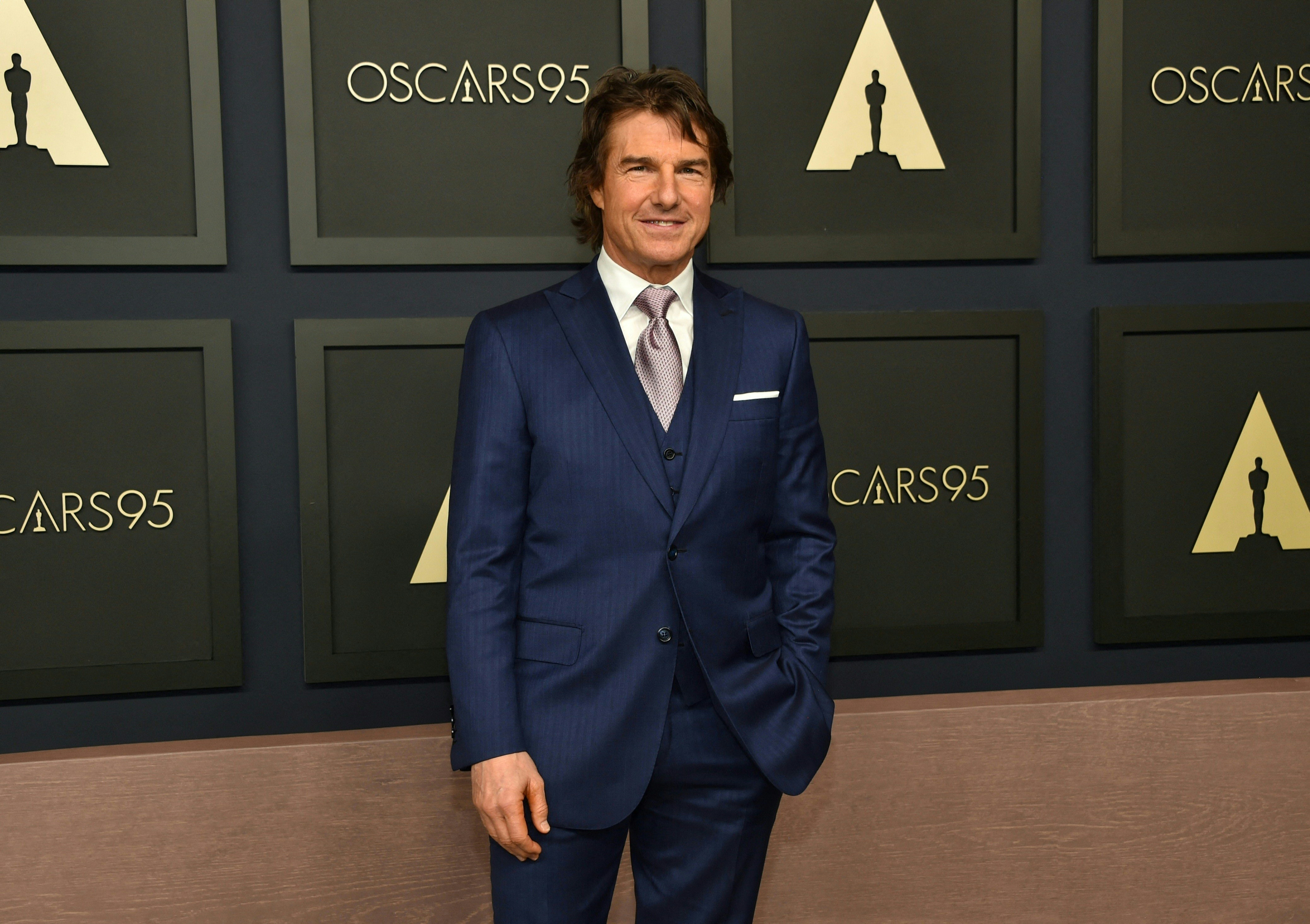 Tom Cruise asiste al 95º Almuerzo Anual de Nominados a los Oscars en el Hotel Beverly Hilton el 13 de febrero de 2023, en Beverly Hills, California. | Fuente: Getty Images