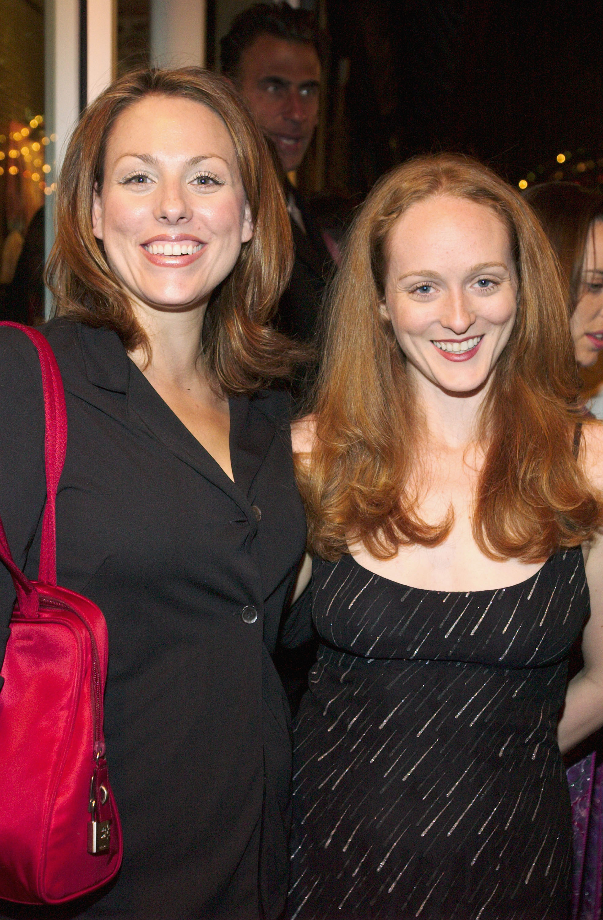 Joanna y Antonia Bennett en la fiesta de presentación del documental de David Adler "MAFIA NEW YORK" el 12 de septiembre de 2002, en Nueva York. | Fuente: Getty Images