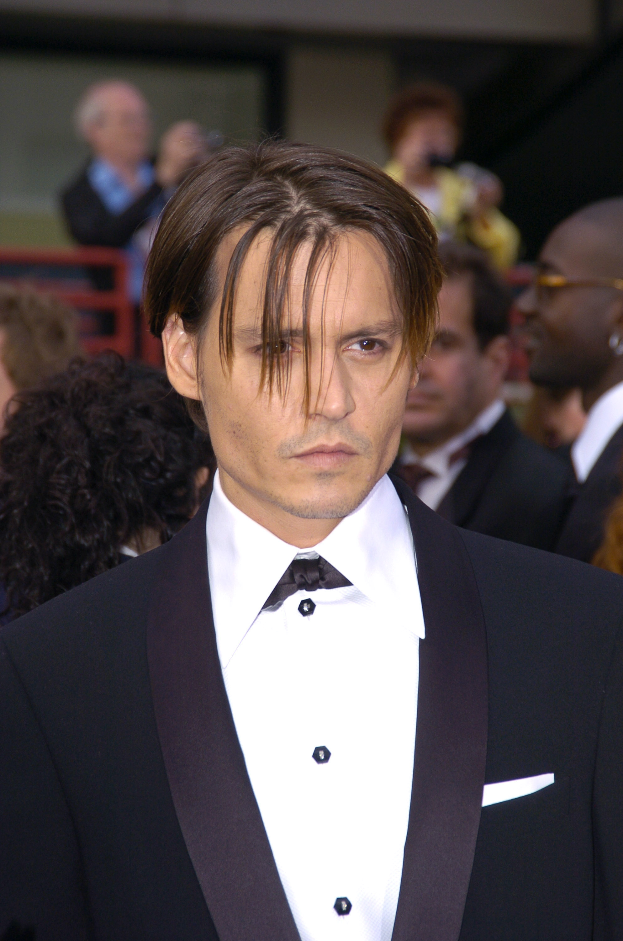 Johnny Depp en la 76ª edición de los Premios de la Academia en Hollywood, California, el 29 de febrero de 2004 | Foto: Getty Images