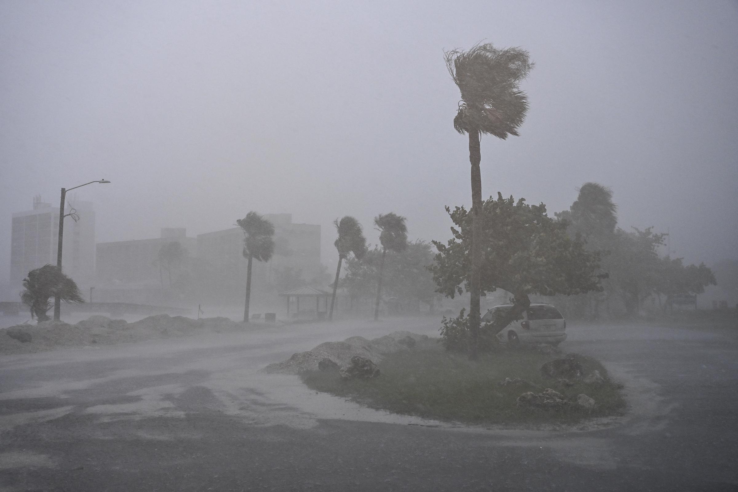 Lluvia torrencial en Fort Myers, Florida, el 9 de octubre de 2024 | Fuente: Getty Images