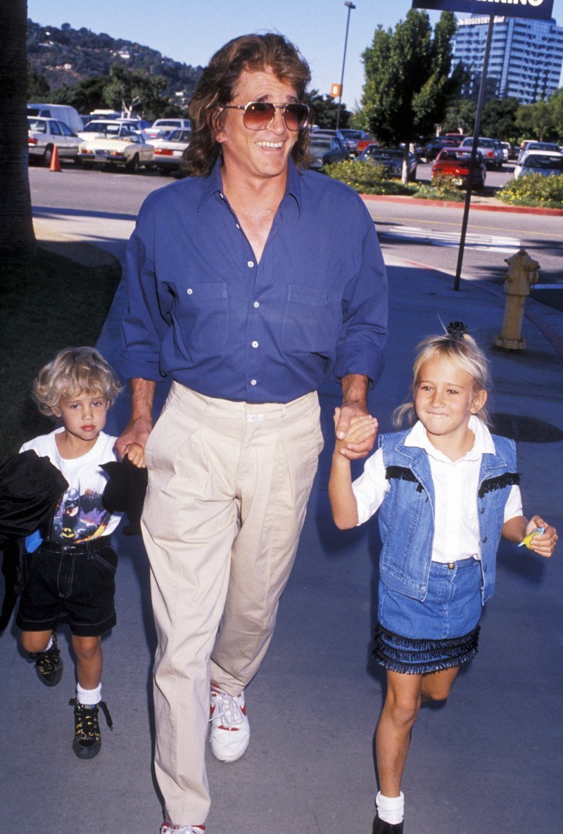 Michael Landon con su hija Jennifer y su hijo Sean. | Foto: Getty Images