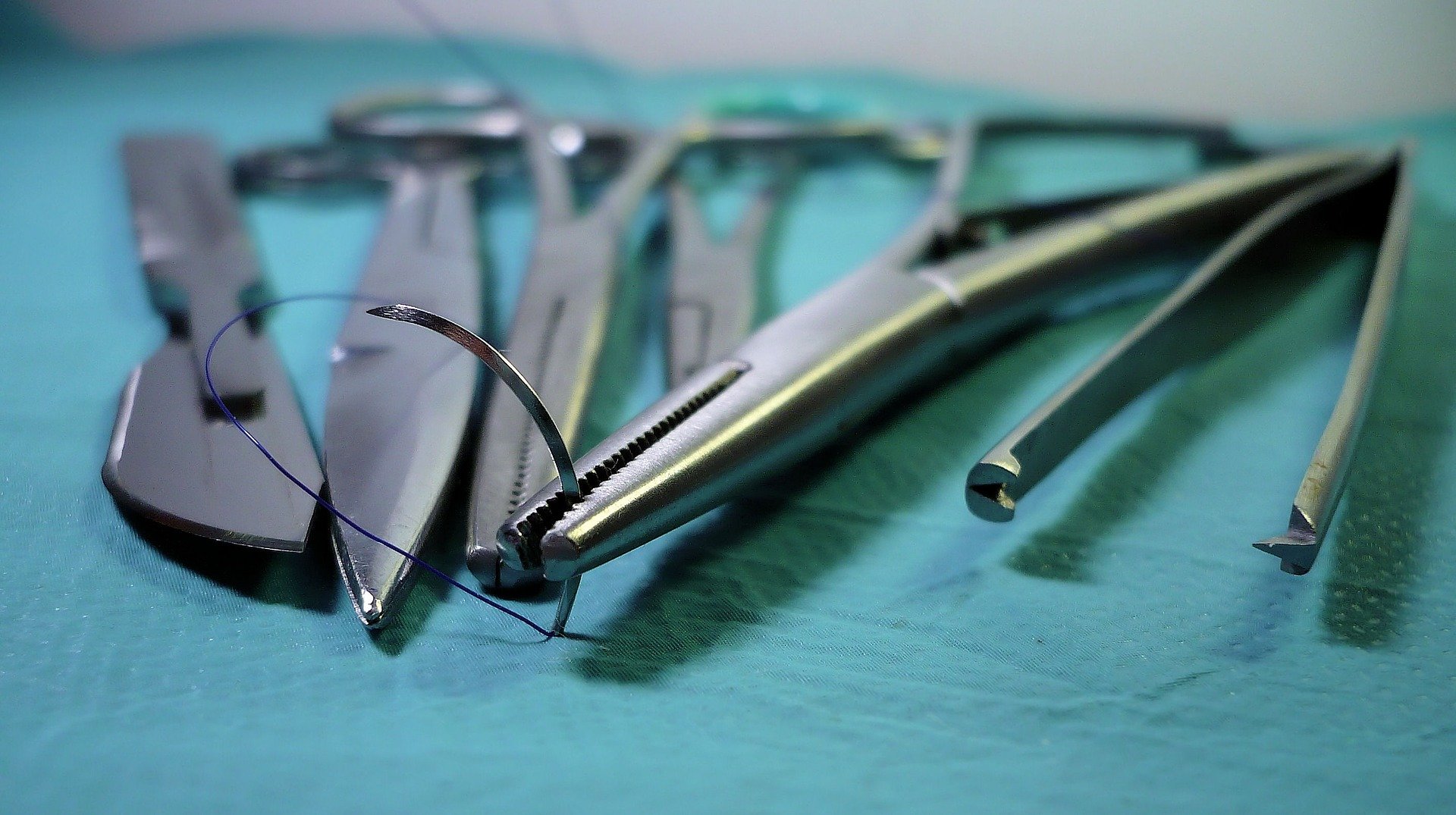 Instrumentos quirúrgicos. | Foto: Pixabay