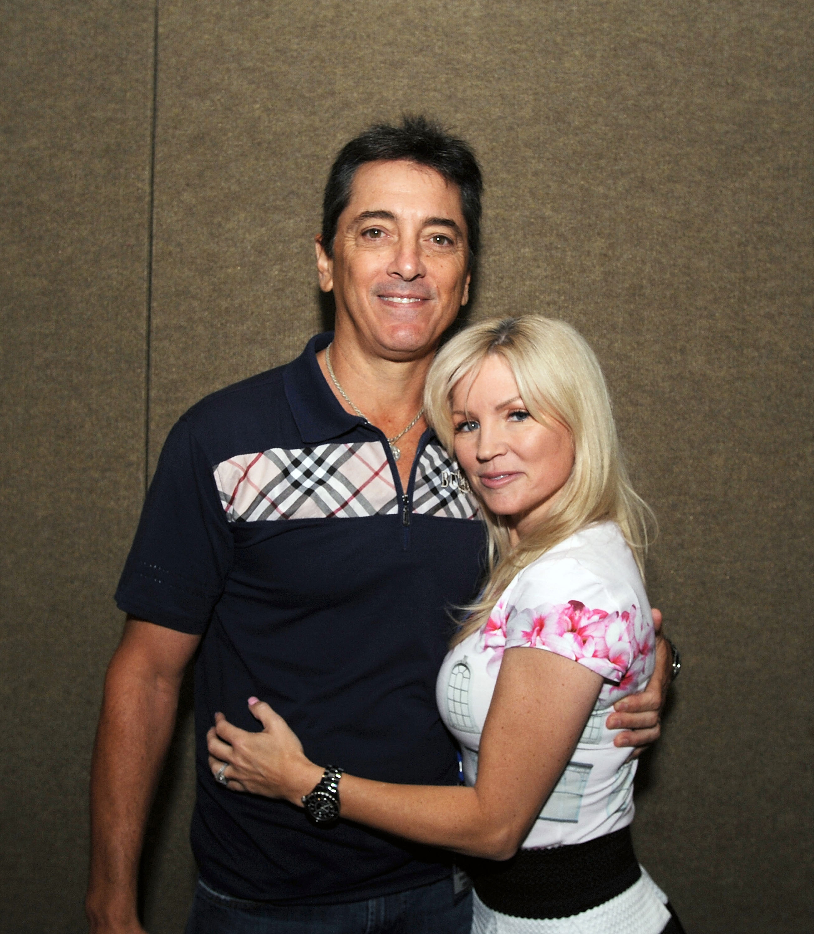 Scott Baio y Renee Sloan la STL Pop Culture Con 2018 el 19 de agosto de 2018, en St Charles, Missouri. | Fuente: Getty Images