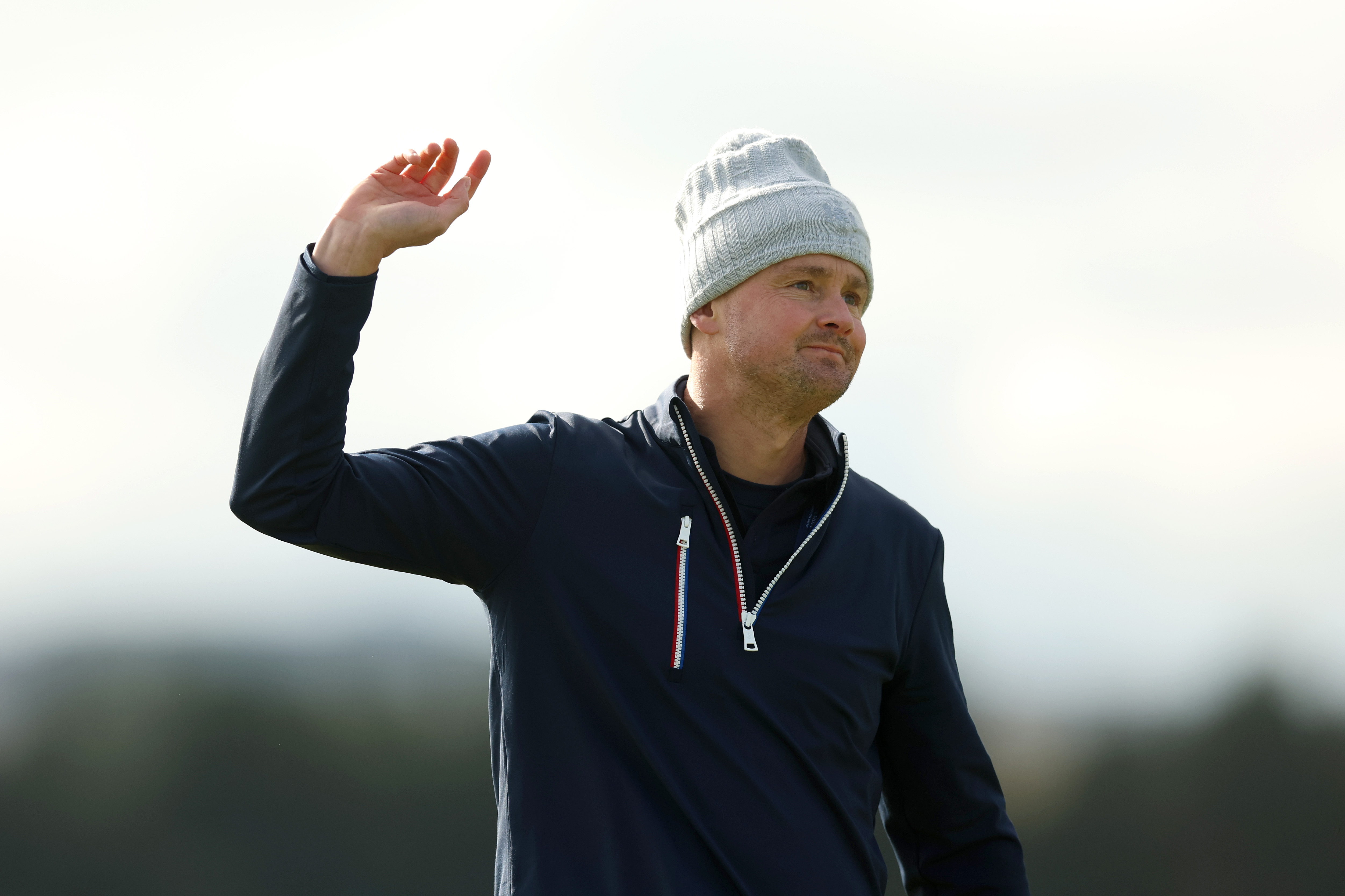 El músico durante la primera jornada del Alfred Dunhill Links Championship 2024 en el Old Course de St. Andrews el 3 de octubre en Escocia. | Fuente: Getty Images