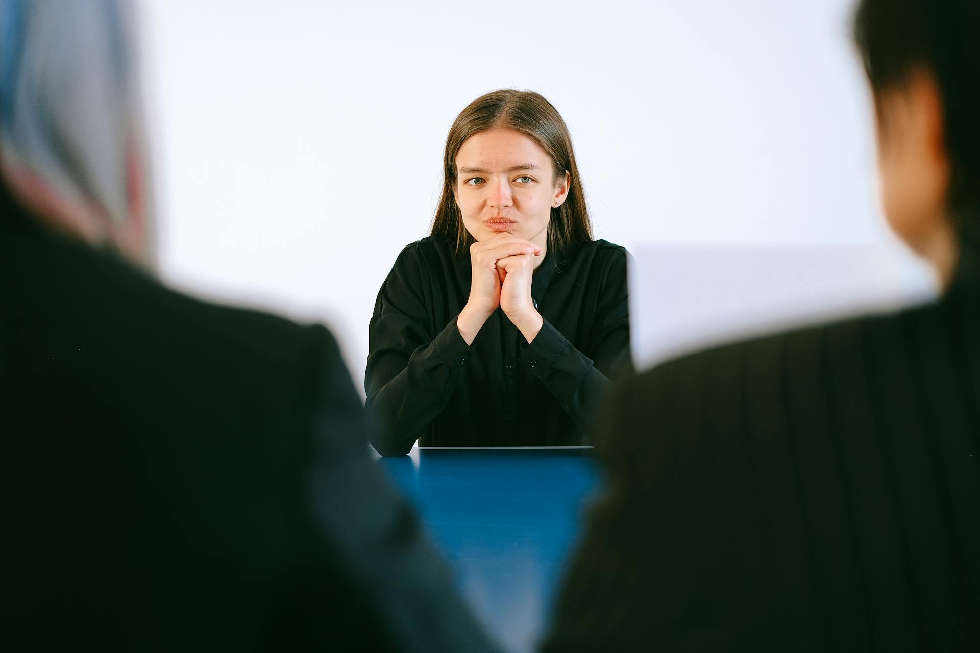 Una mujer durante una entrevista | Fuente: Pexels