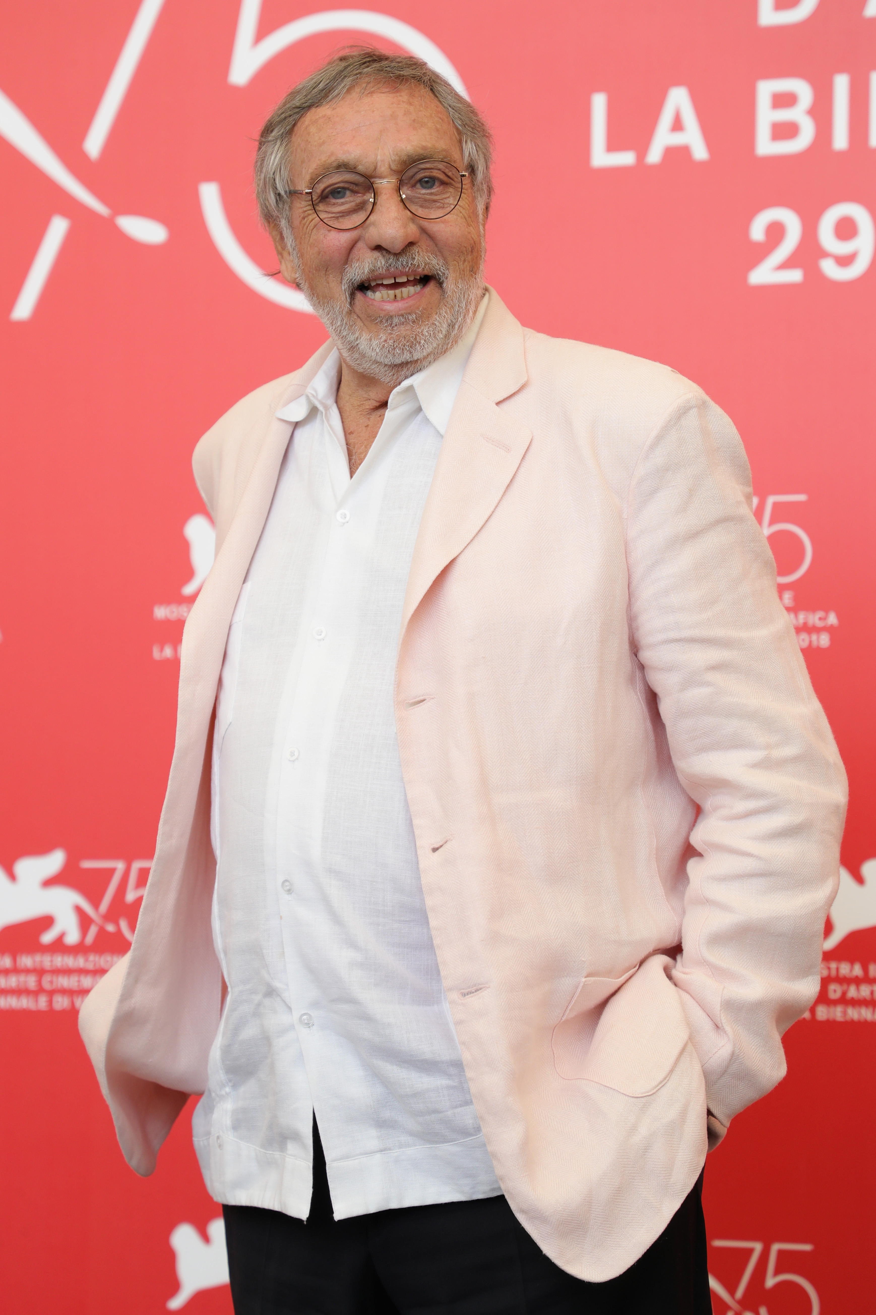 Luis Brandoni asiste a la sesión fotográfica de "Mi Obra Maestra (My Masterpiece)" durante el 75º Festival de Cine de Venecia en la Sala Casino el 30 de agosto de 2018 en Venecia, Italia. | Fuente: Getty Images