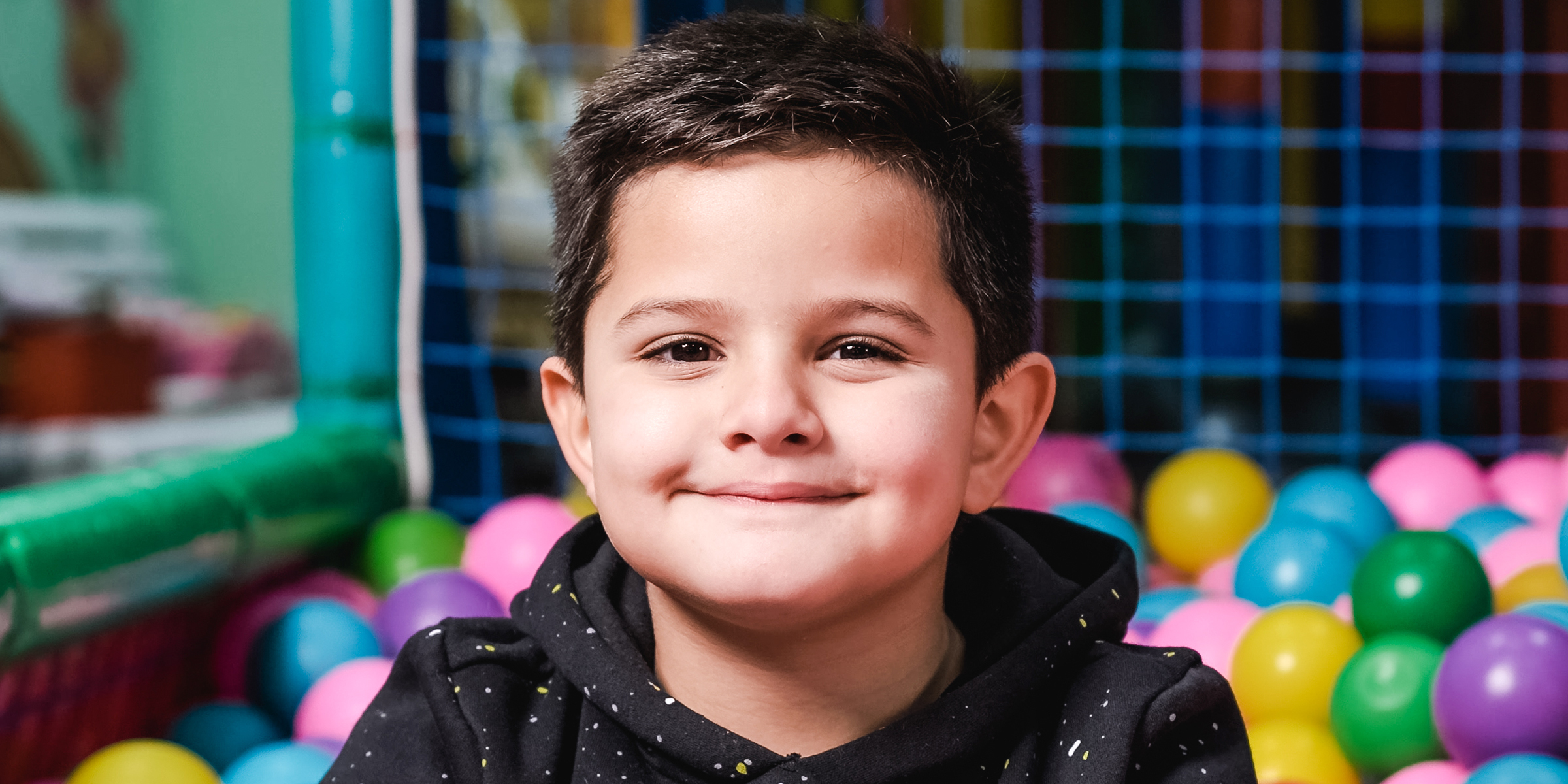Un niño sonriendo | Fuente: Shutterstock