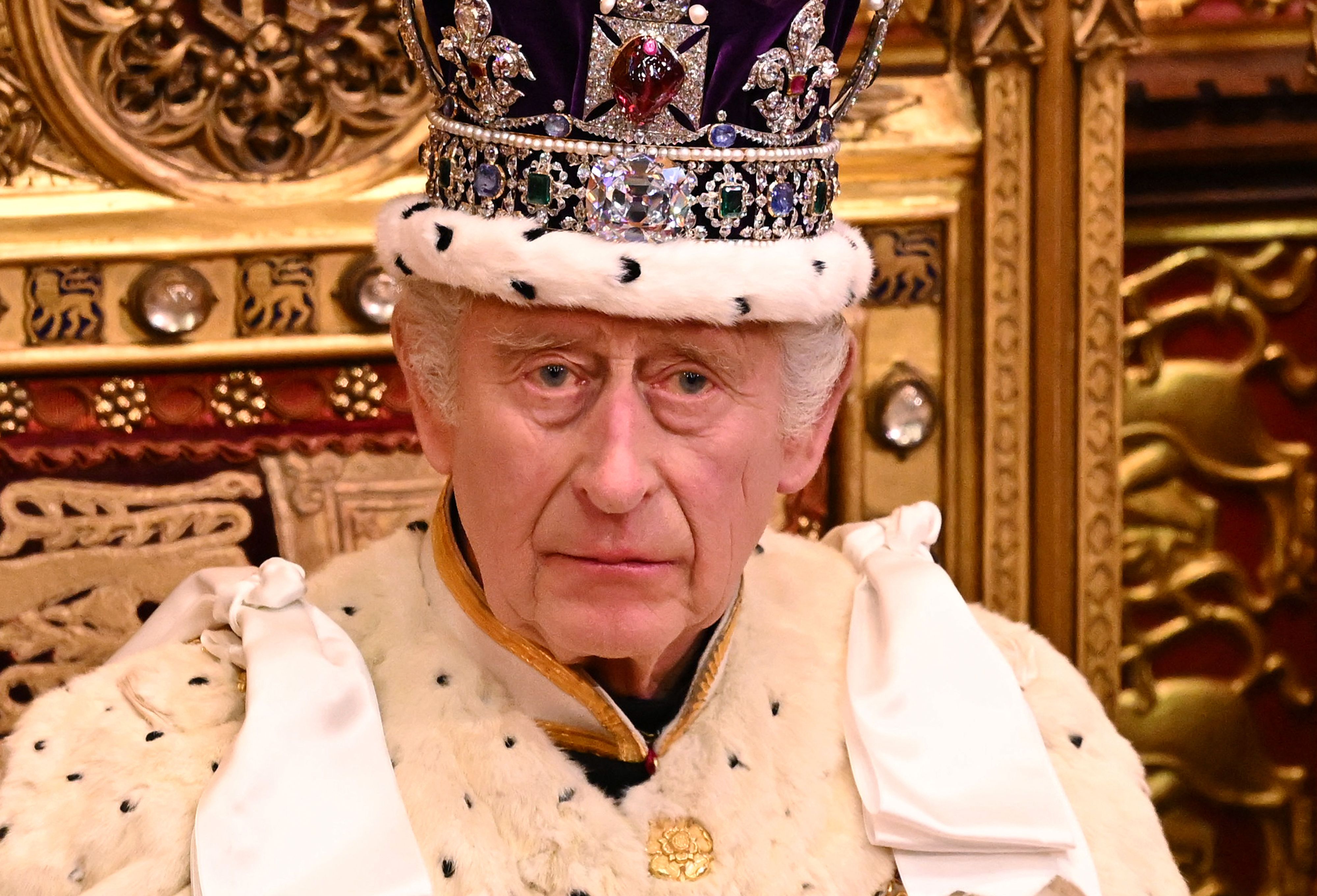 El rey Charles III en la Apertura de Estado del Parlamento en Londres, Inglaterra, el 7 de noviembre de 2023 | Foto: Getty Images