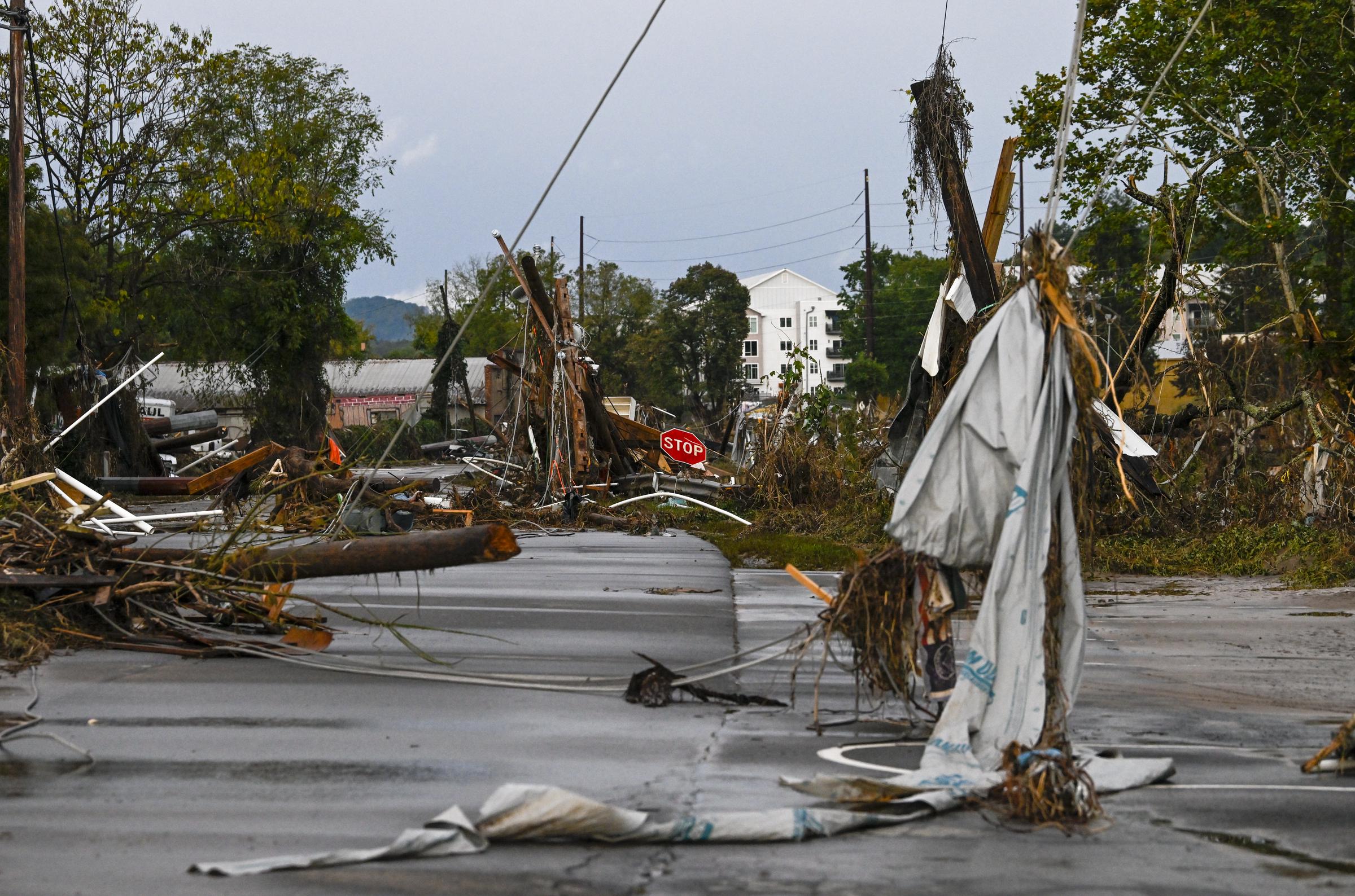 Las consecuencias del huracán Helene en Asheville, Carolina del Norte, el 30 de septiembre de 2024 | Fuente: Getty Images