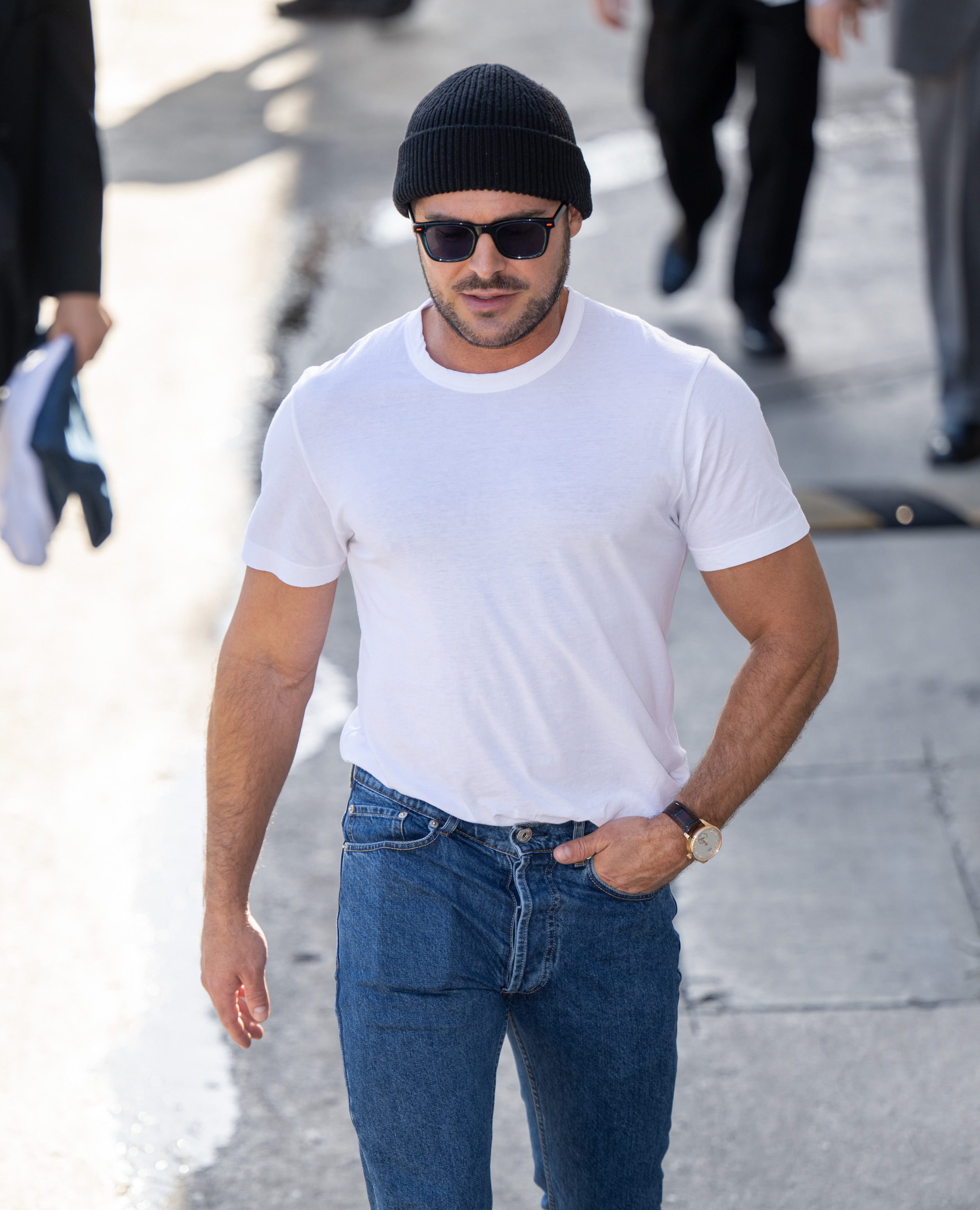 Zac Efron visto llegando a "Jimmy Kimmel Live!" en Los Ángeles, California, el 20 de junio de 2024 | Fuente: Getty Images