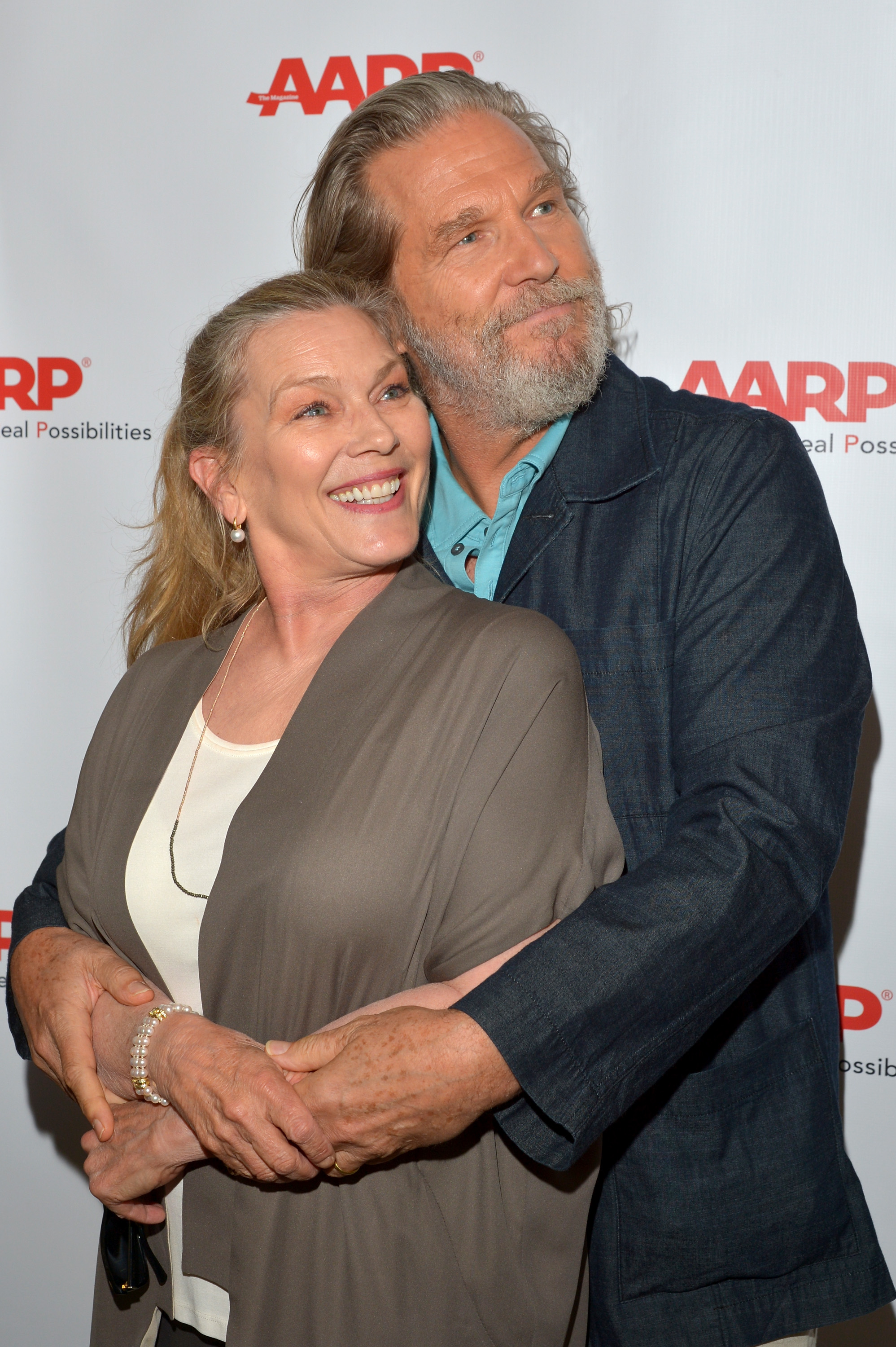 Susan y Jeff Bridges en un almuerzo organizado por AARP The Magazine para Jeff Bridges el 1 de agosto de 2014, en Beverly Hills, California | Fuente: Getty Images