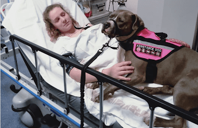 Ruby se quedó con su madre durante el tratamiento | Foto: Instagram/incredibullruby