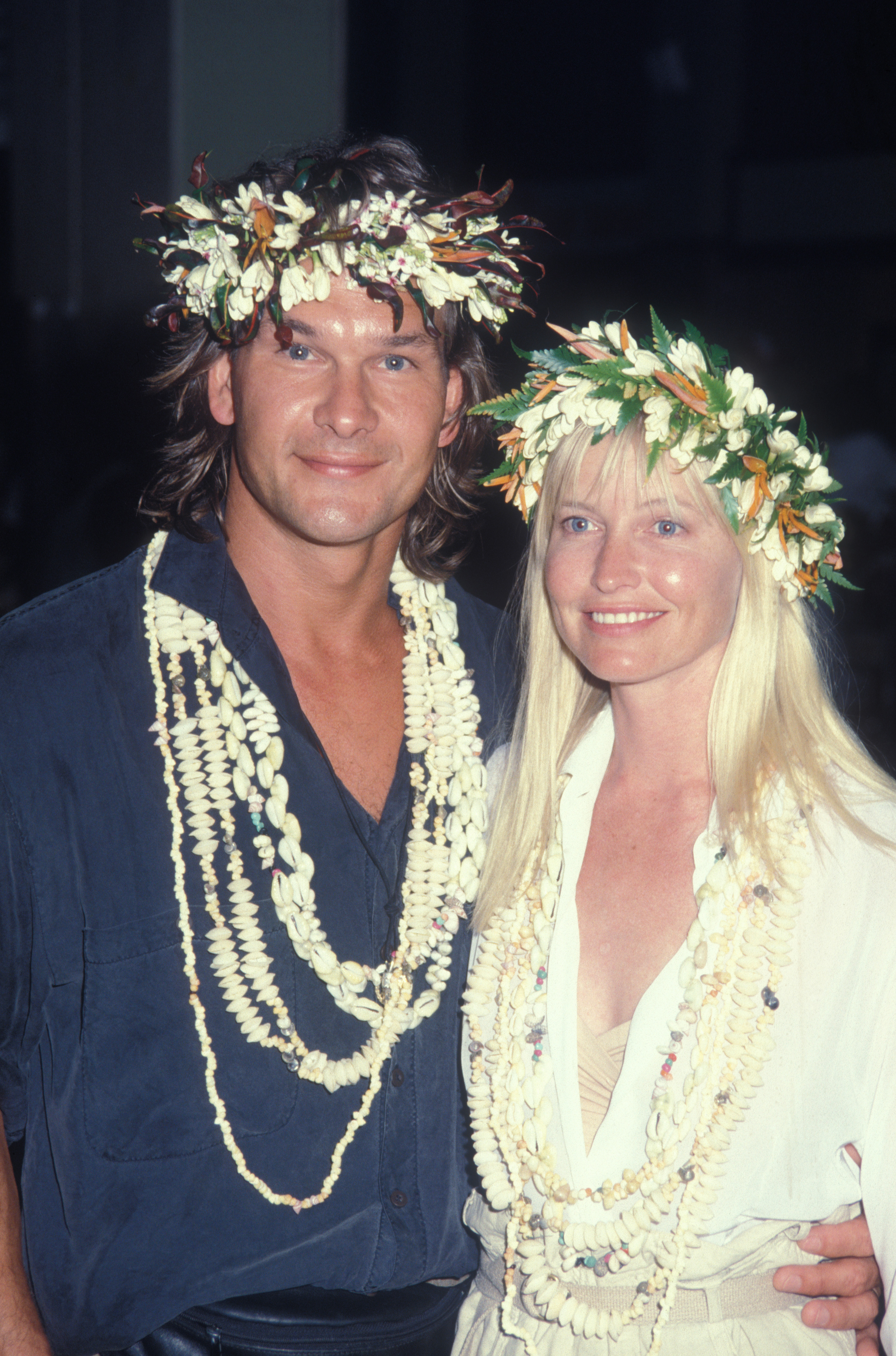 Patrick Swayze y su esposa Lisa Niemi fotografiados en 1989. | Foto: Getty Images