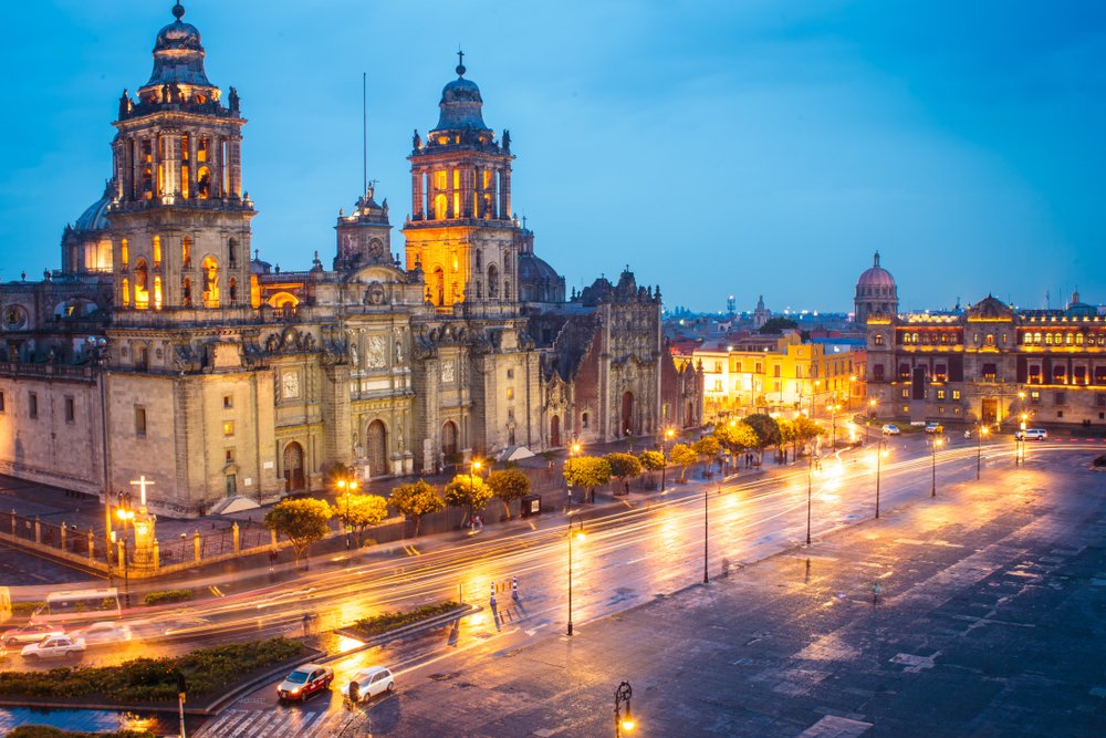 Catedral Metropolitana y Palacio Presidencial.| Fuente: Shutterstock