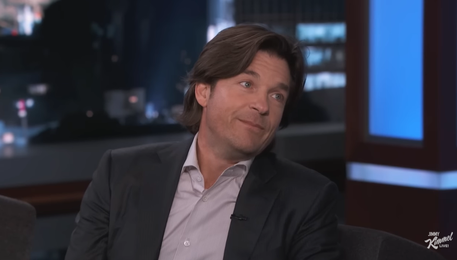 Jason Bateman habla con Jimmy Kimmel en "Jimmy Kimmel Live", el 19 de noviembre de 2014 | Fuente: YouTube/@JimmyKimmelLive