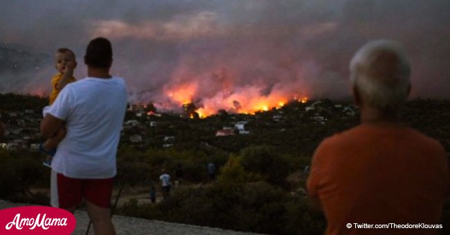 "Mati ya no existe": las personas miran cómo su ciudad se incendió en Grecia