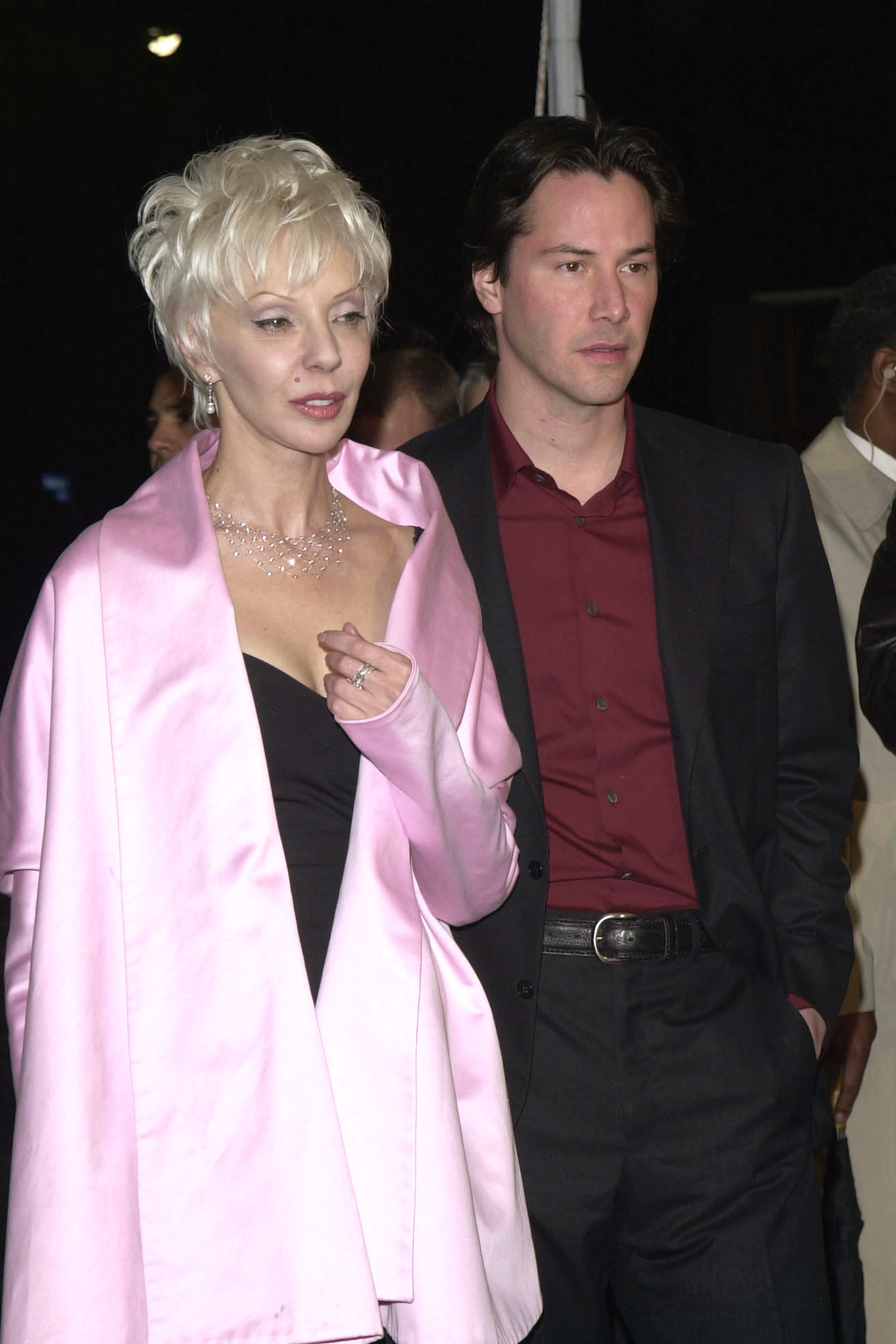 Keanu Reeves con Patricia Taylor, en 2001. | Foto: Getty Images